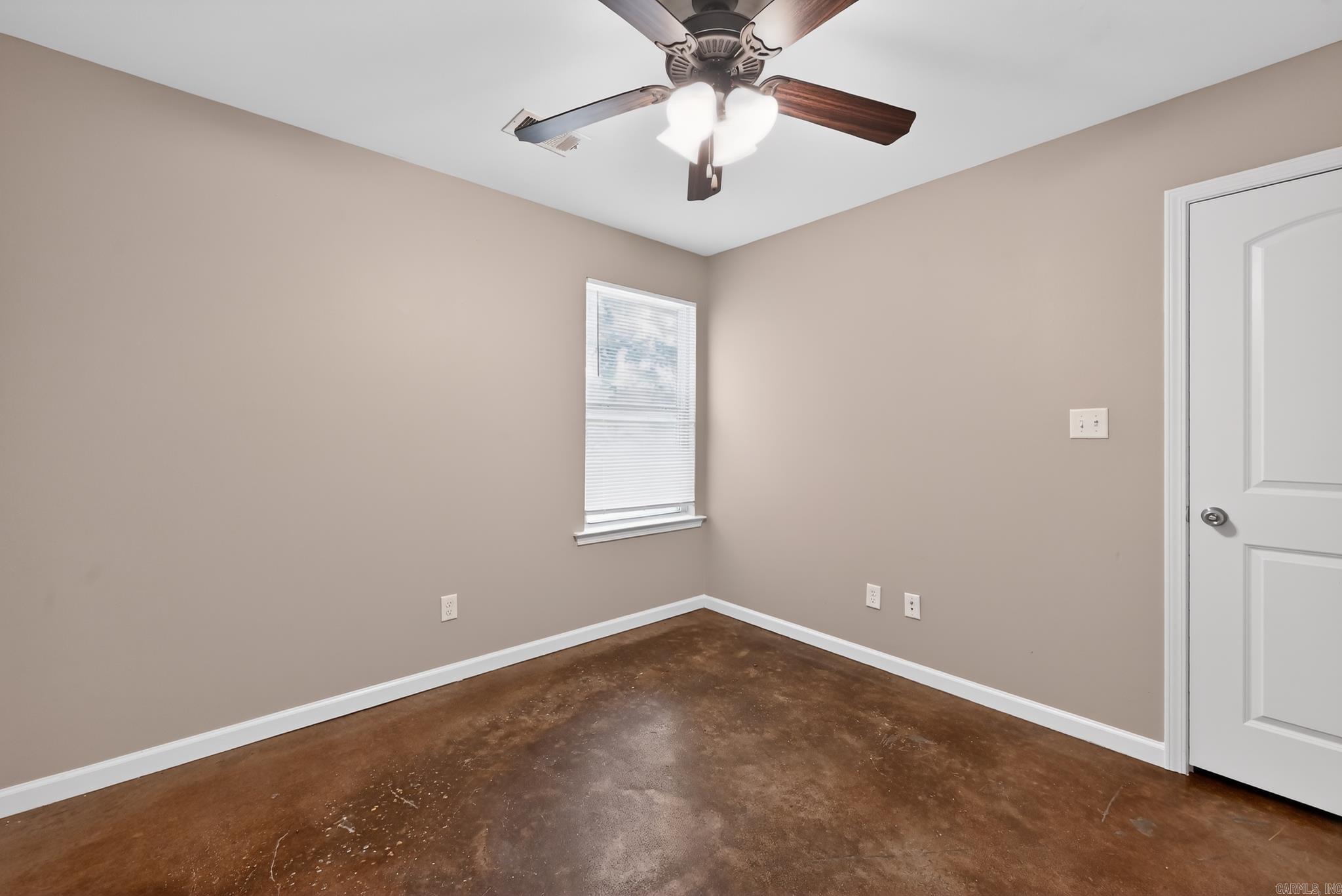 1296 Ridge Road Property Photo 9