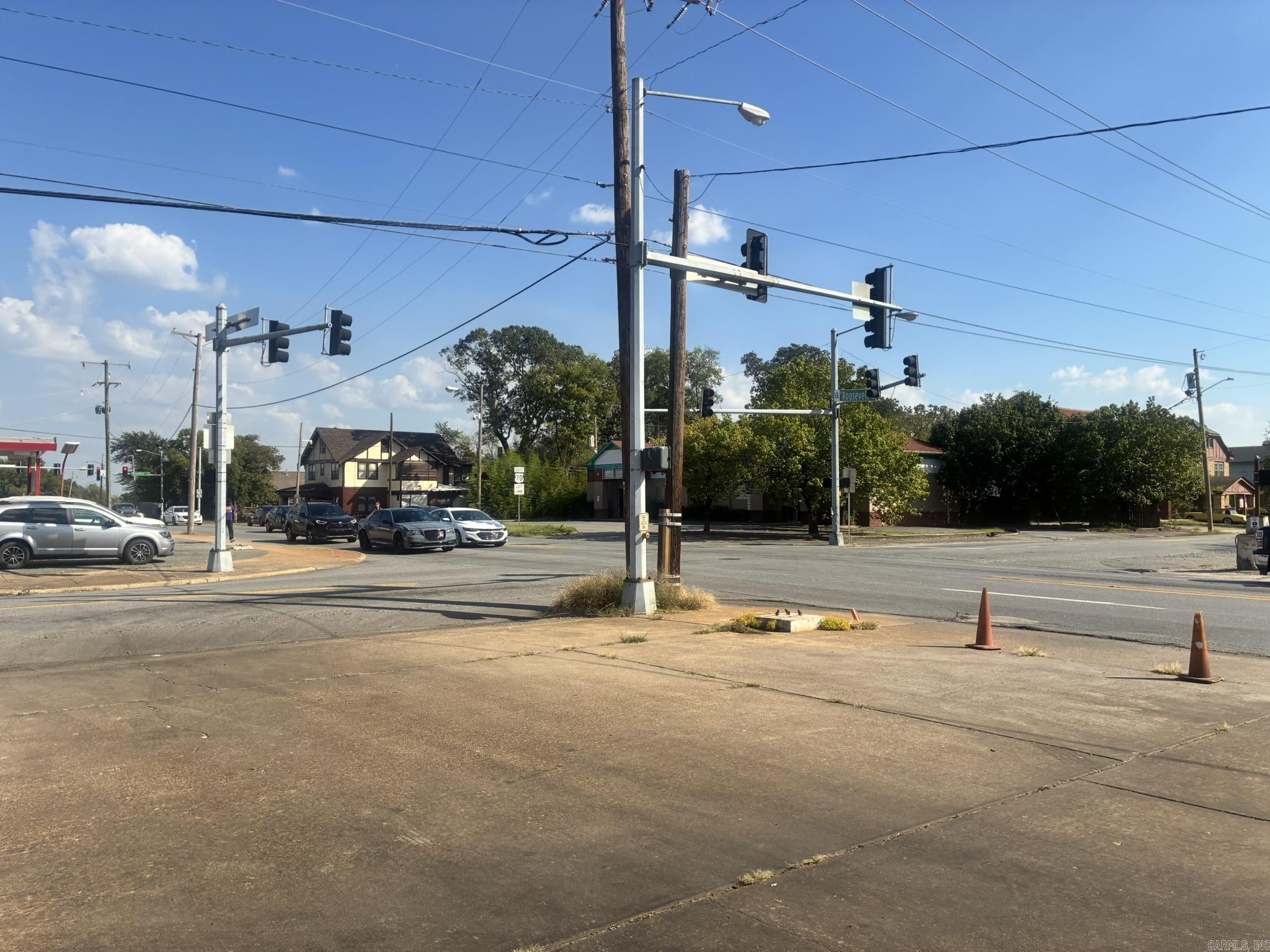 600 W Roosevelt Road Property Photo 8