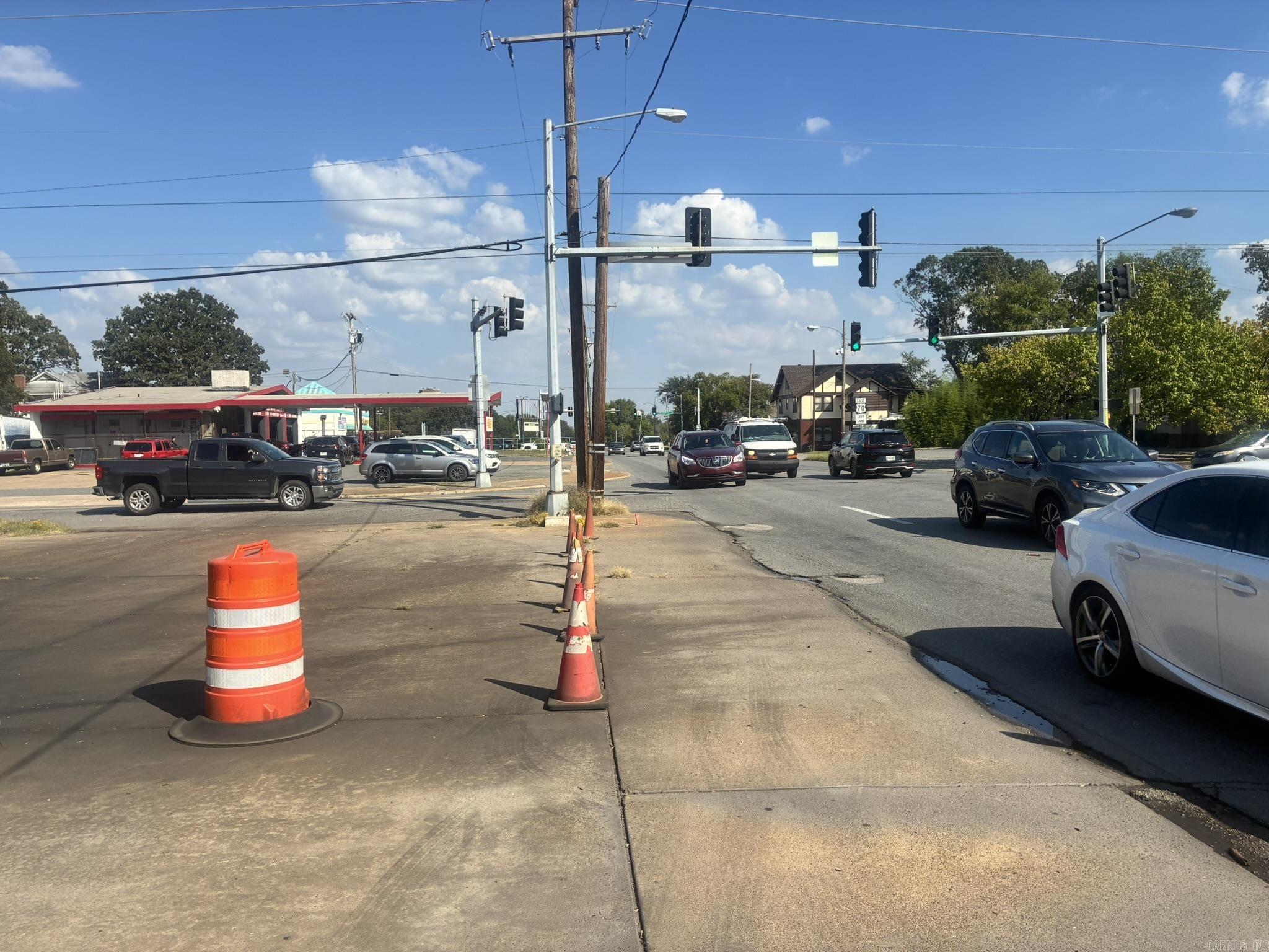 600 W Roosevelt Road Property Photo 23