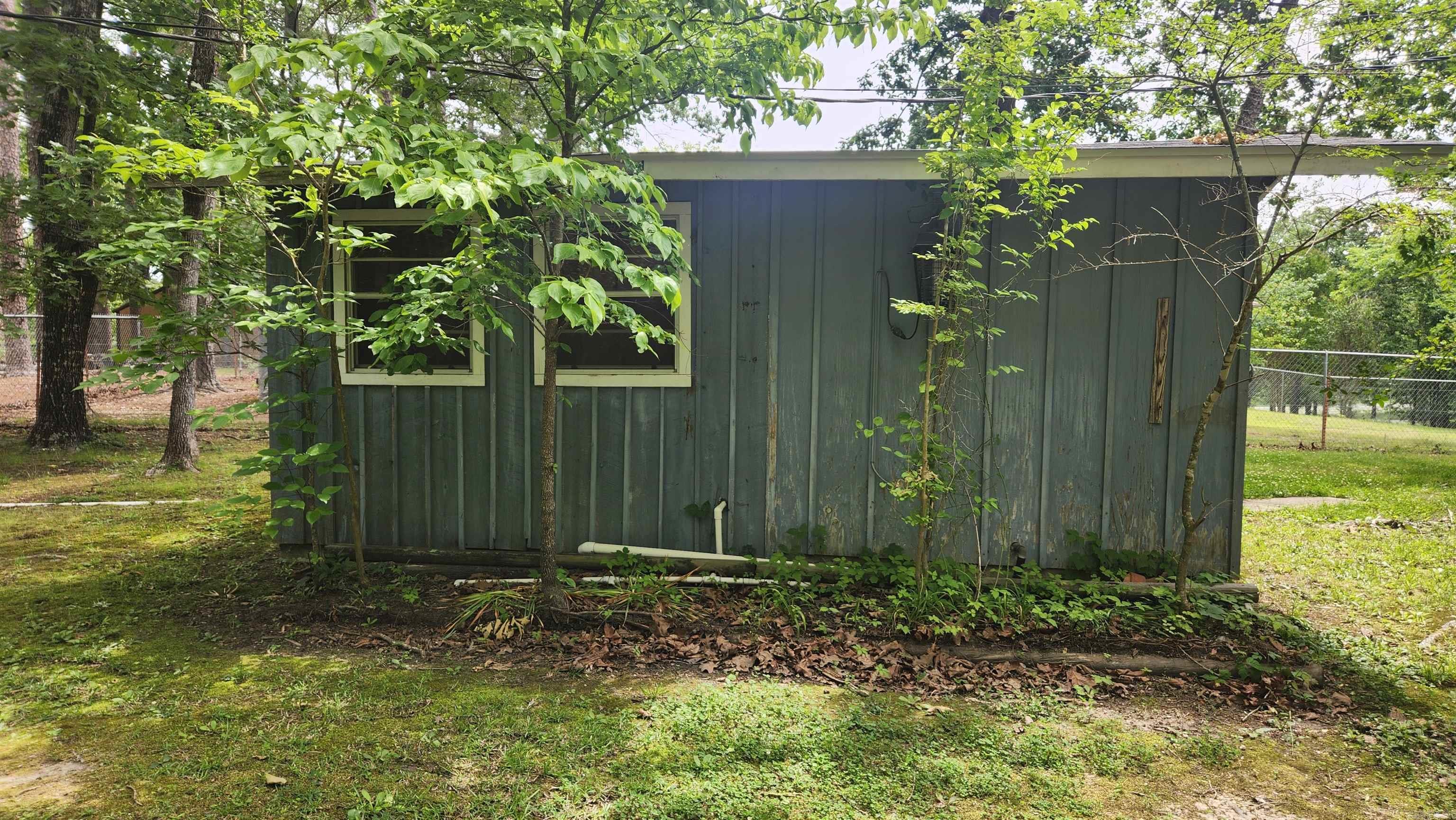 24 Wooded Acres Property Photo 41