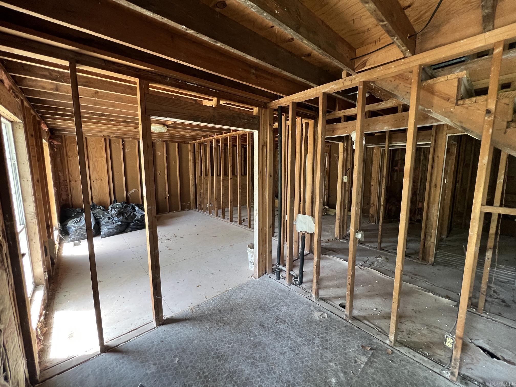 1004 Jeff Davis Property Photo 5