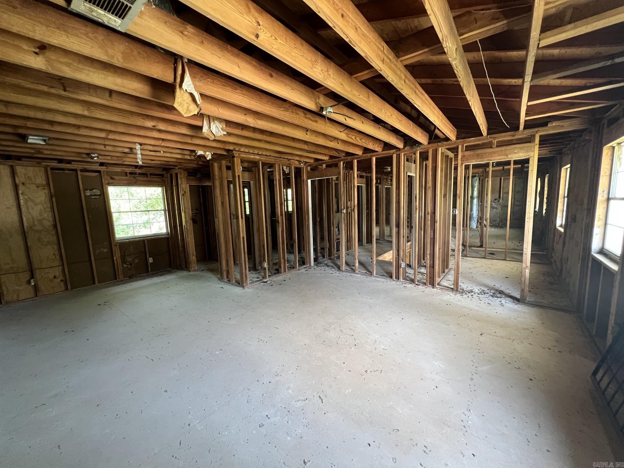 1004 Jeff Davis Property Photo 8