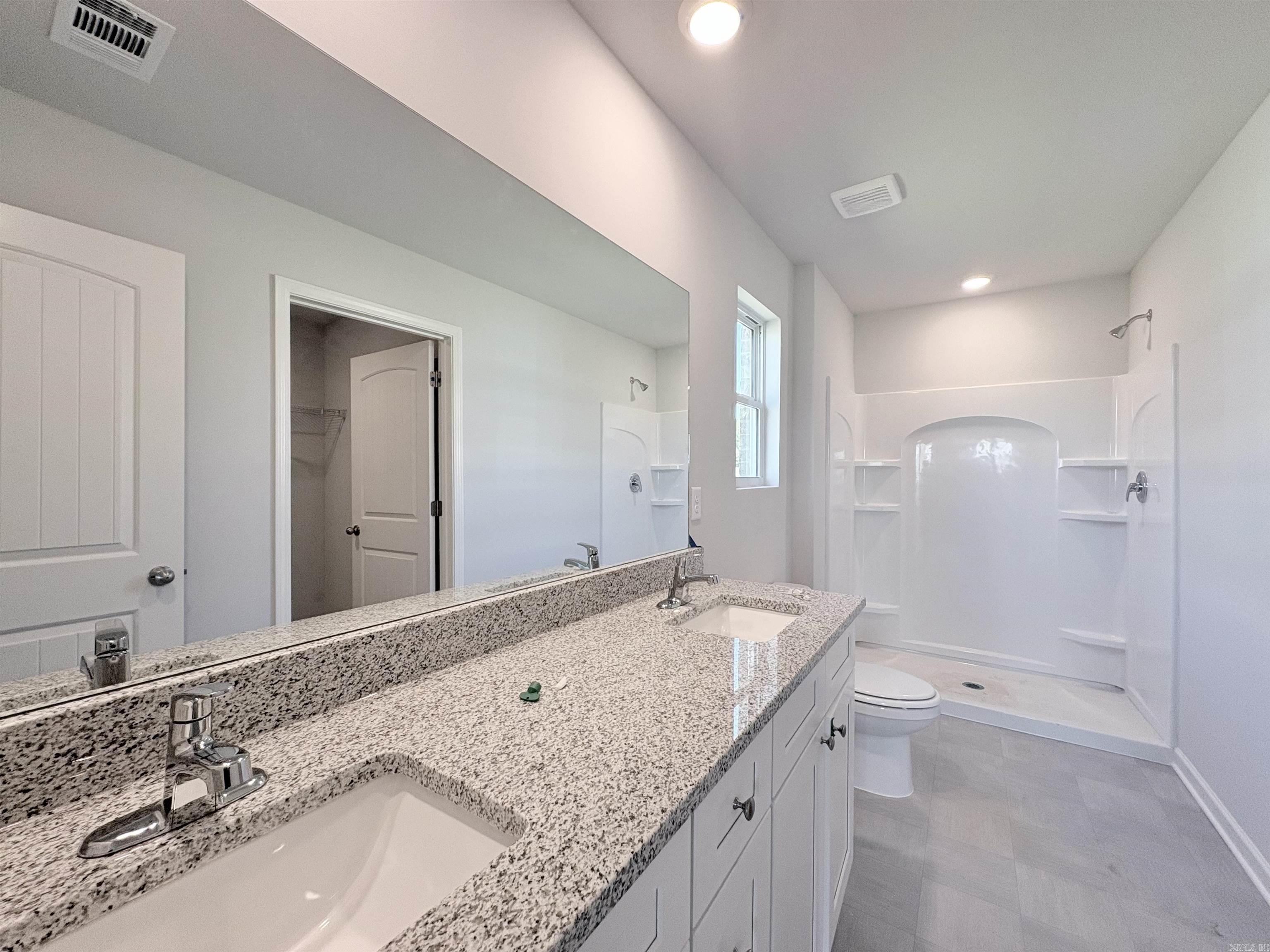 3506 Hawthorn Way Property Photo 7