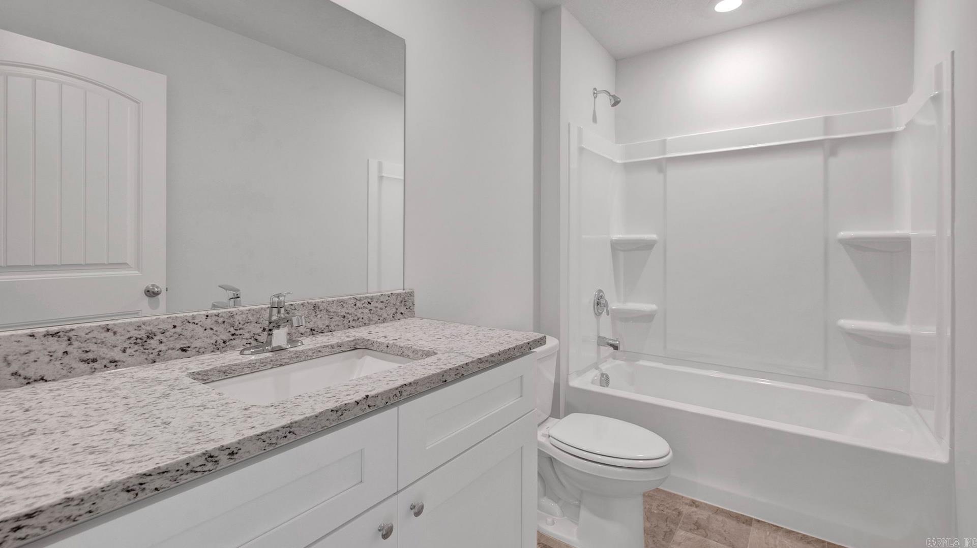3500 Hawthorn Way Property Photo 23