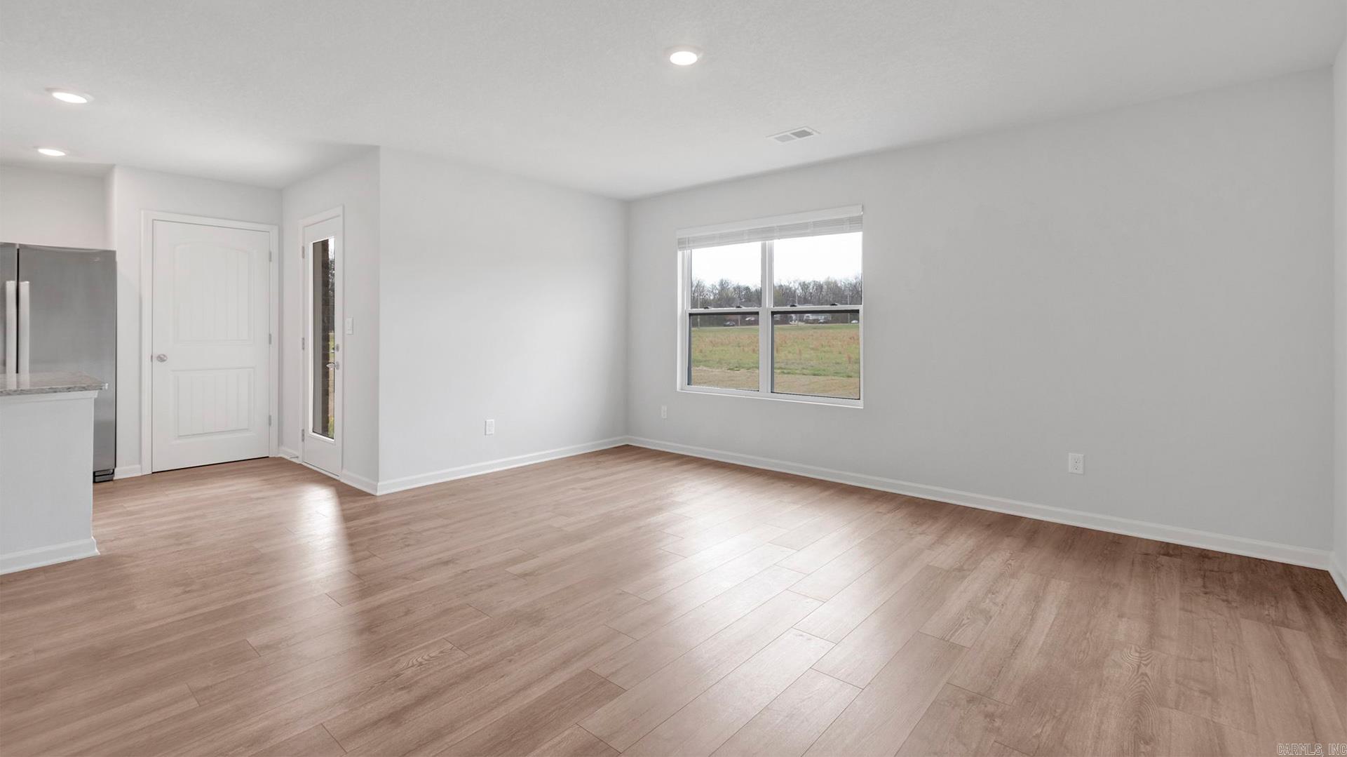 3402 Hawthorn Way Property Photo 11