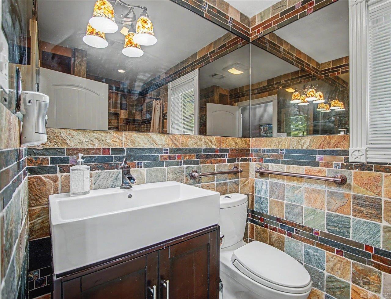 219 Daffodil Street Property Photo 20