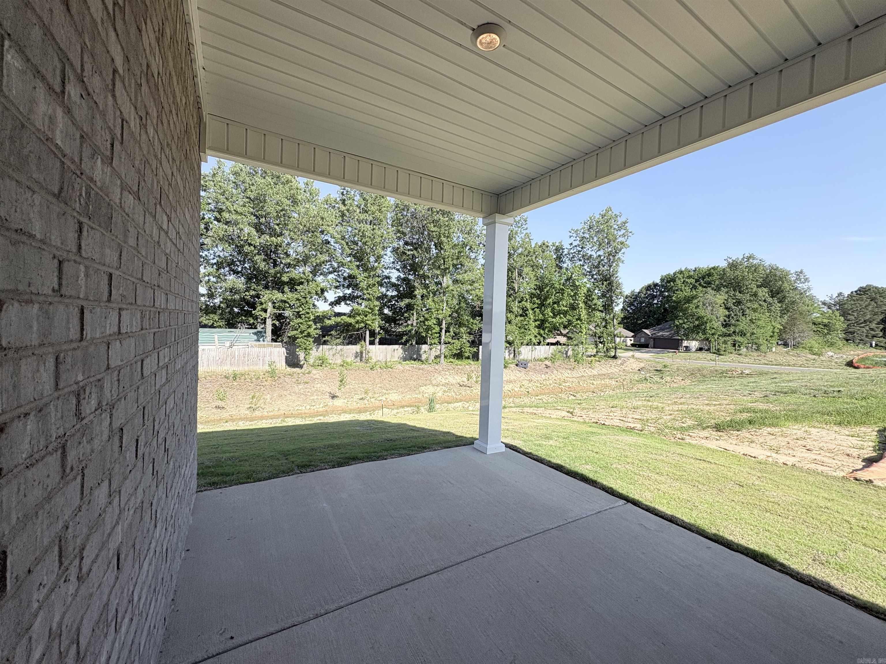 712 Edgemont Circle Property Photo 3