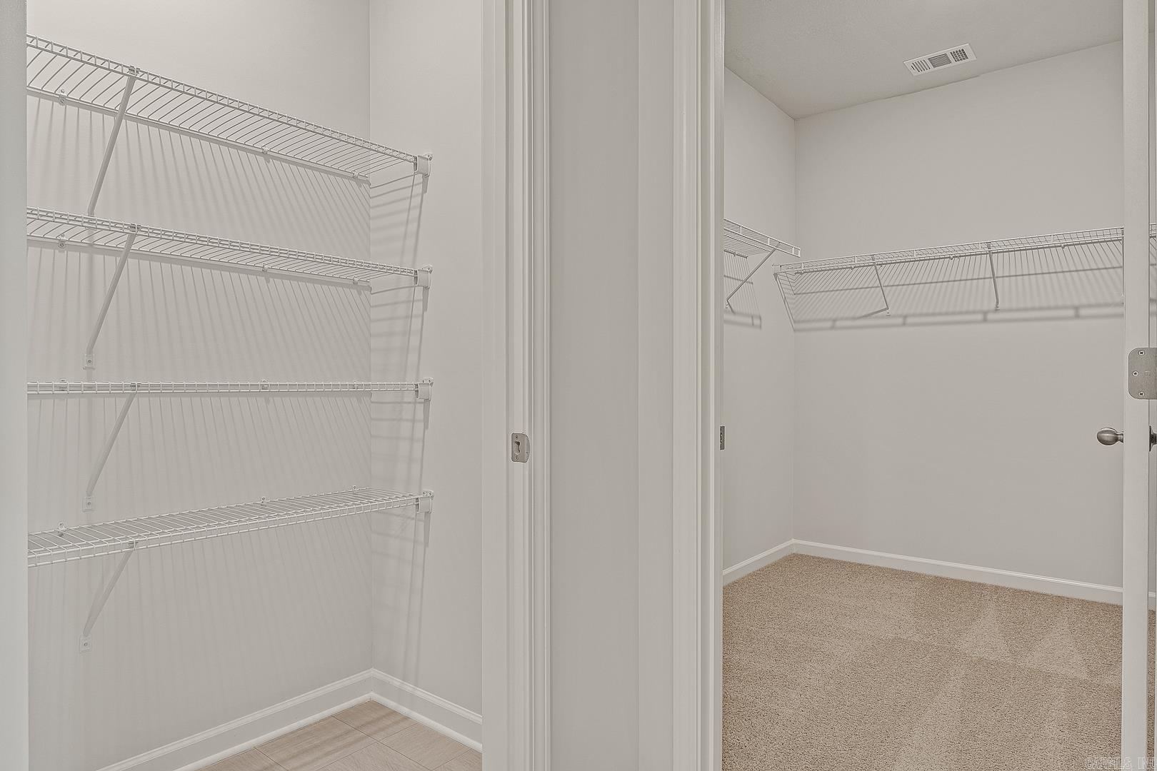 712 Edgemont Circle Property Photo 14