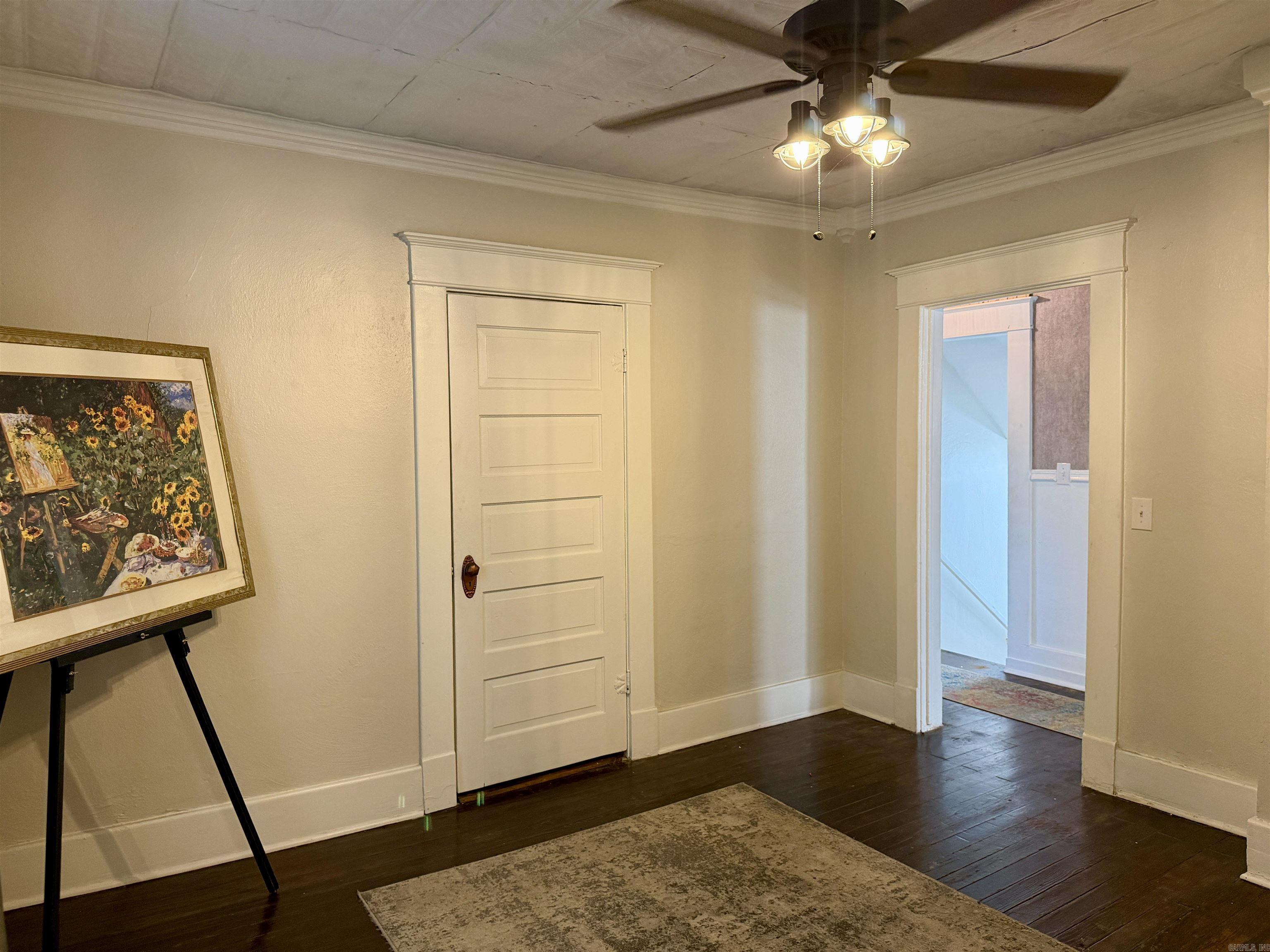 609 W Poplar Street Property Photo 21