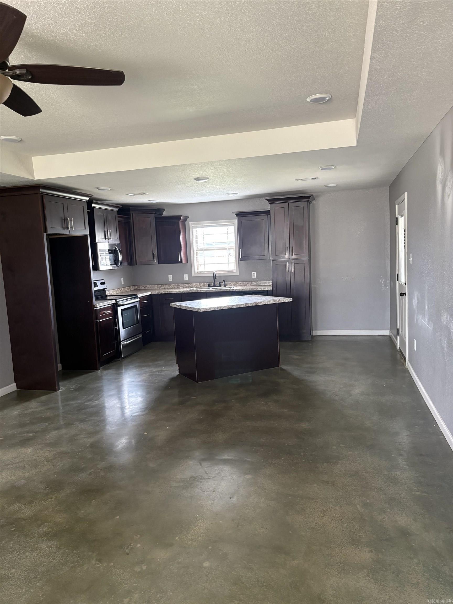 106 Gavin Drive Property Photo 2