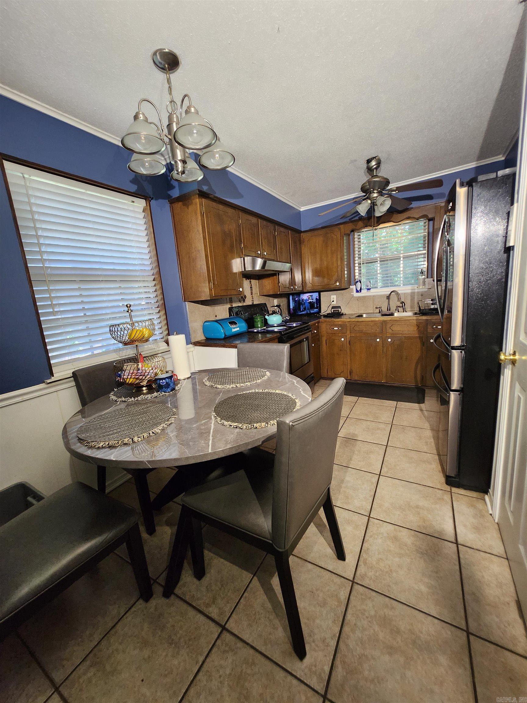 12413 Pleasant Forest Drive Property Photo 10