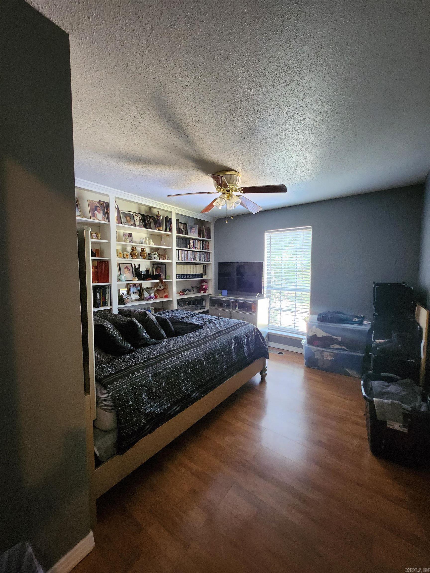 12413 Pleasant Forest Drive Property Photo 17