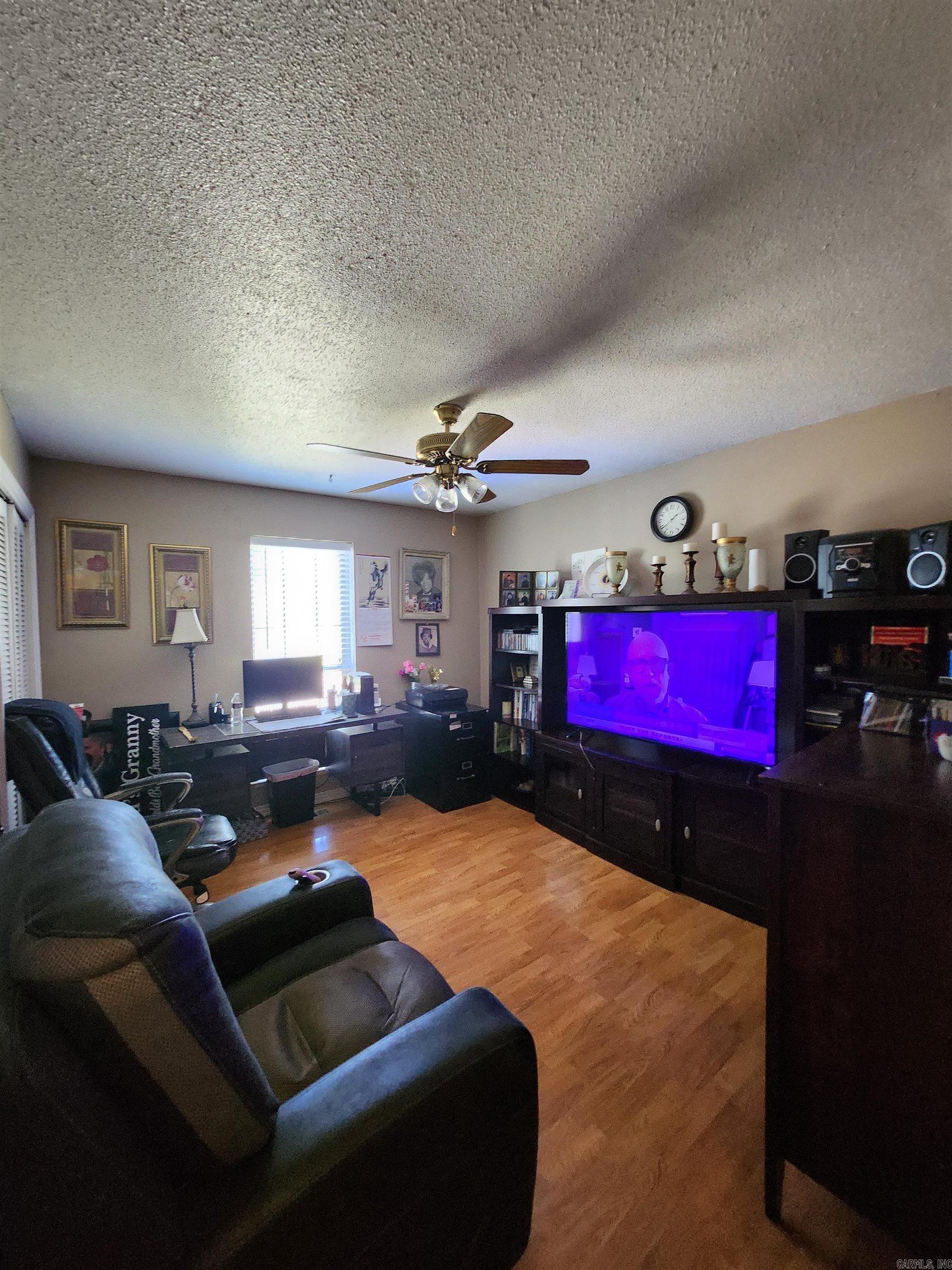 12413 Pleasant Forest Drive Property Photo 18