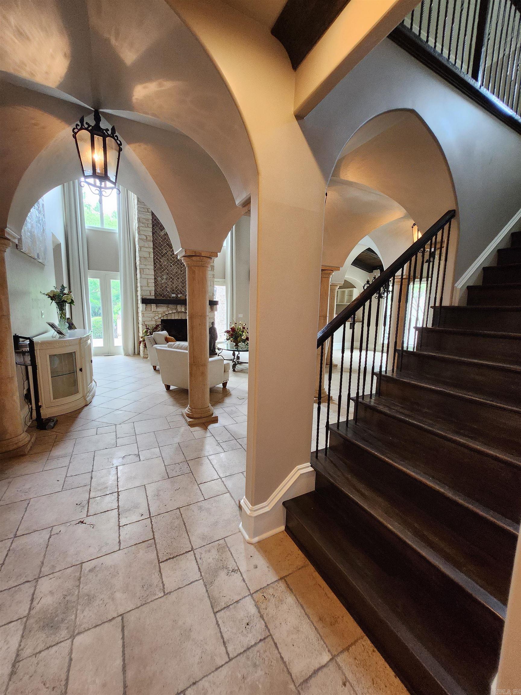 11 La Scala Court Property Photo 12