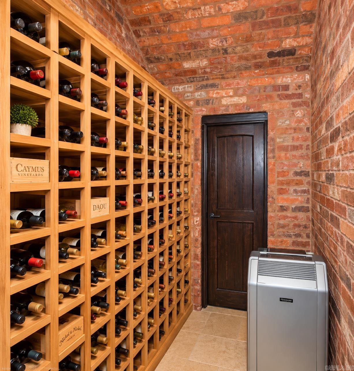 11 La Scala Court Property Photo 15
