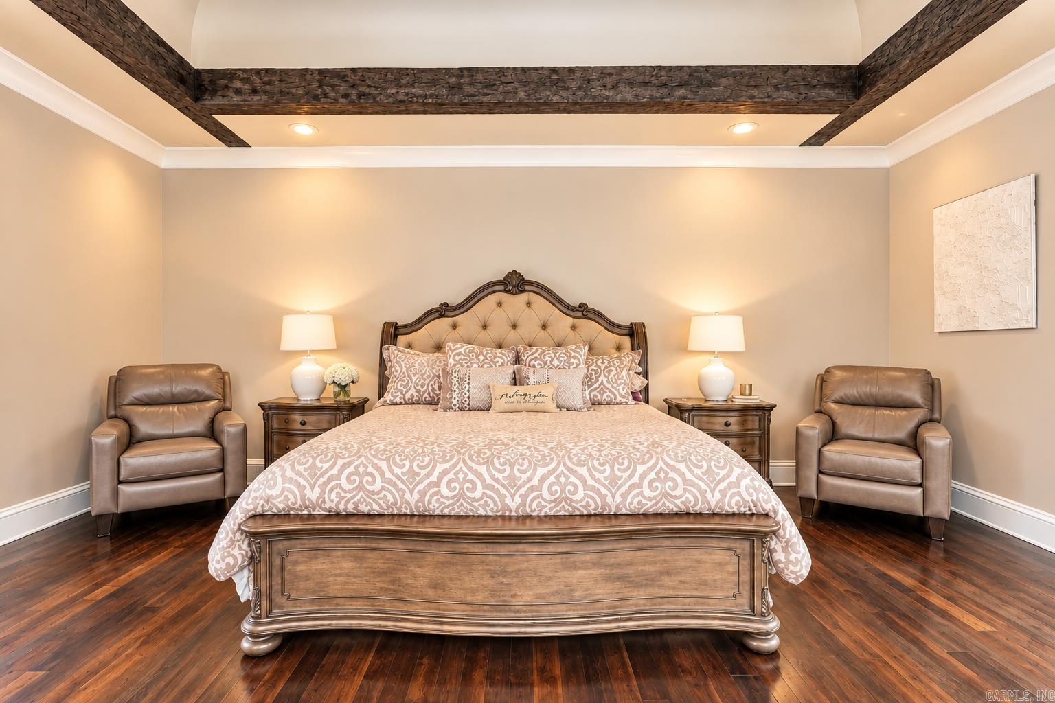 11 La Scala Court Property Photo 23