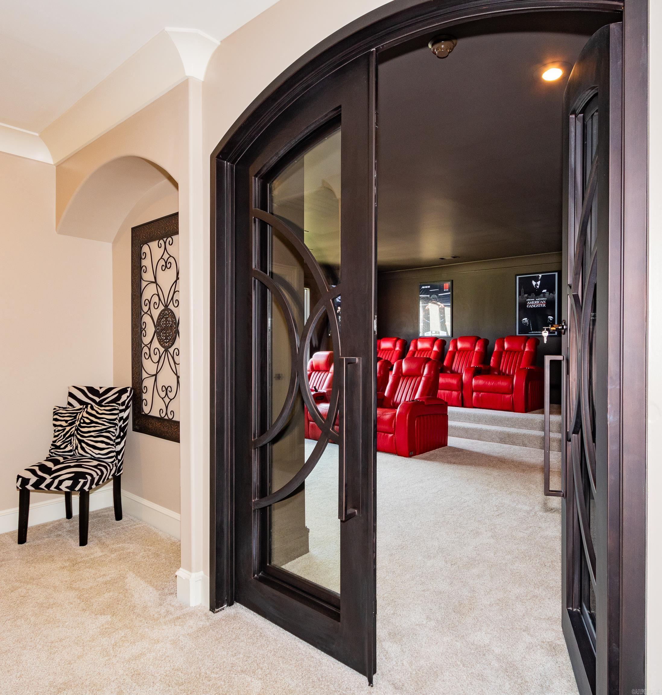 11 La Scala Court Property Photo 41