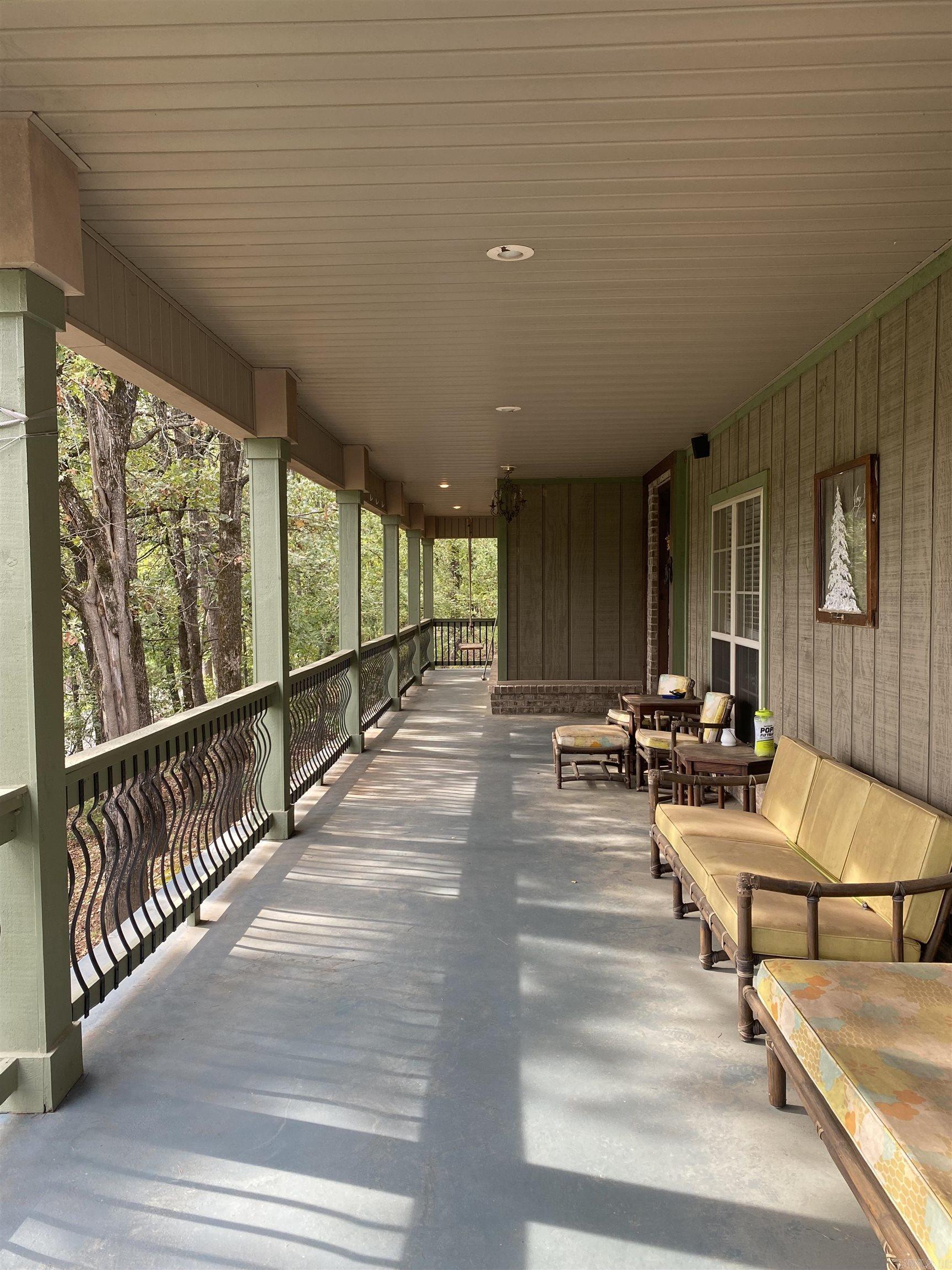 6 Maplewood West Property Photo 15