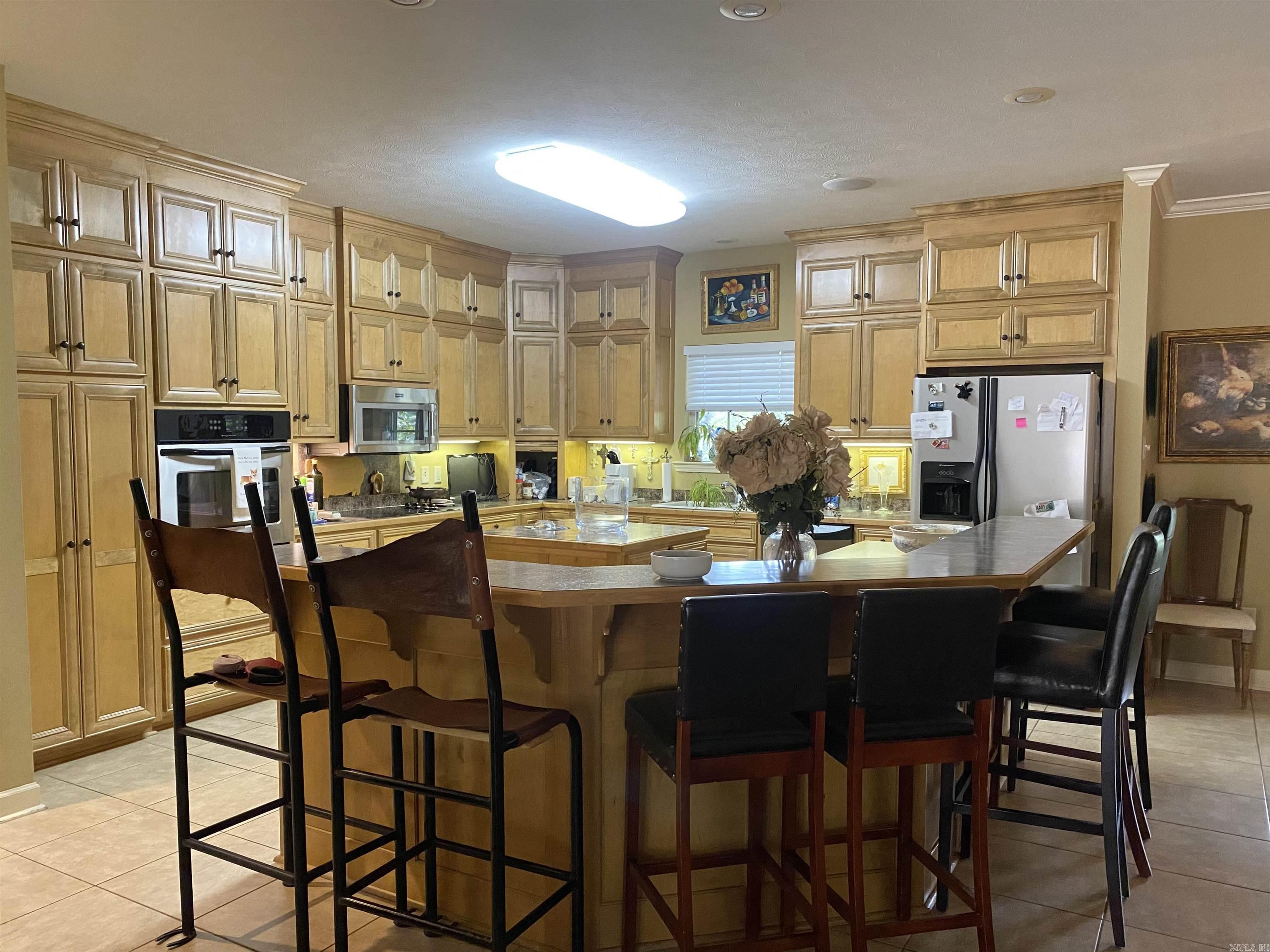 6 Maplewood West Property Photo 23