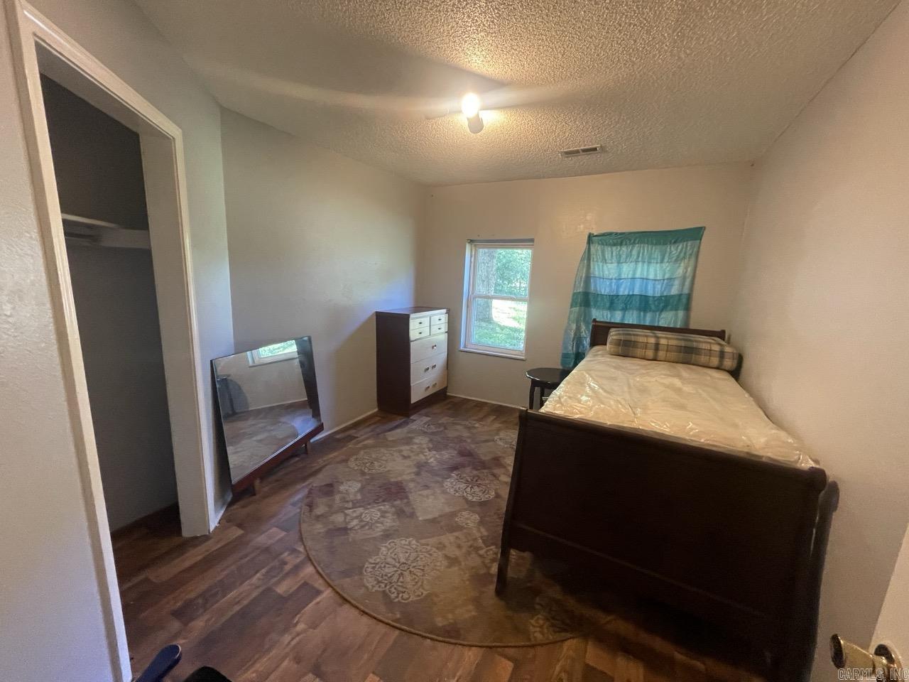 106 Pleasant Valley Street Property Photo 12