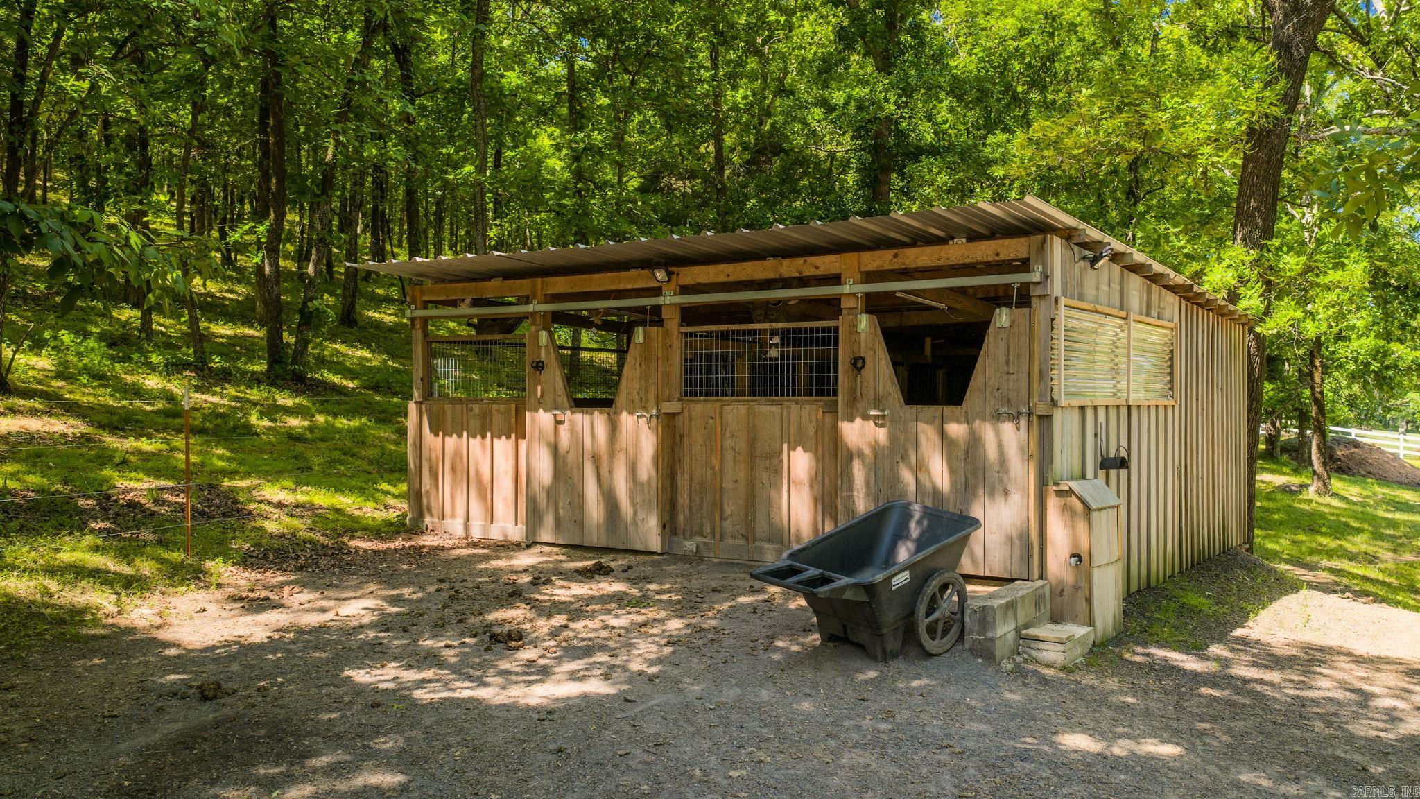108 Temple Drive Property Photo 12