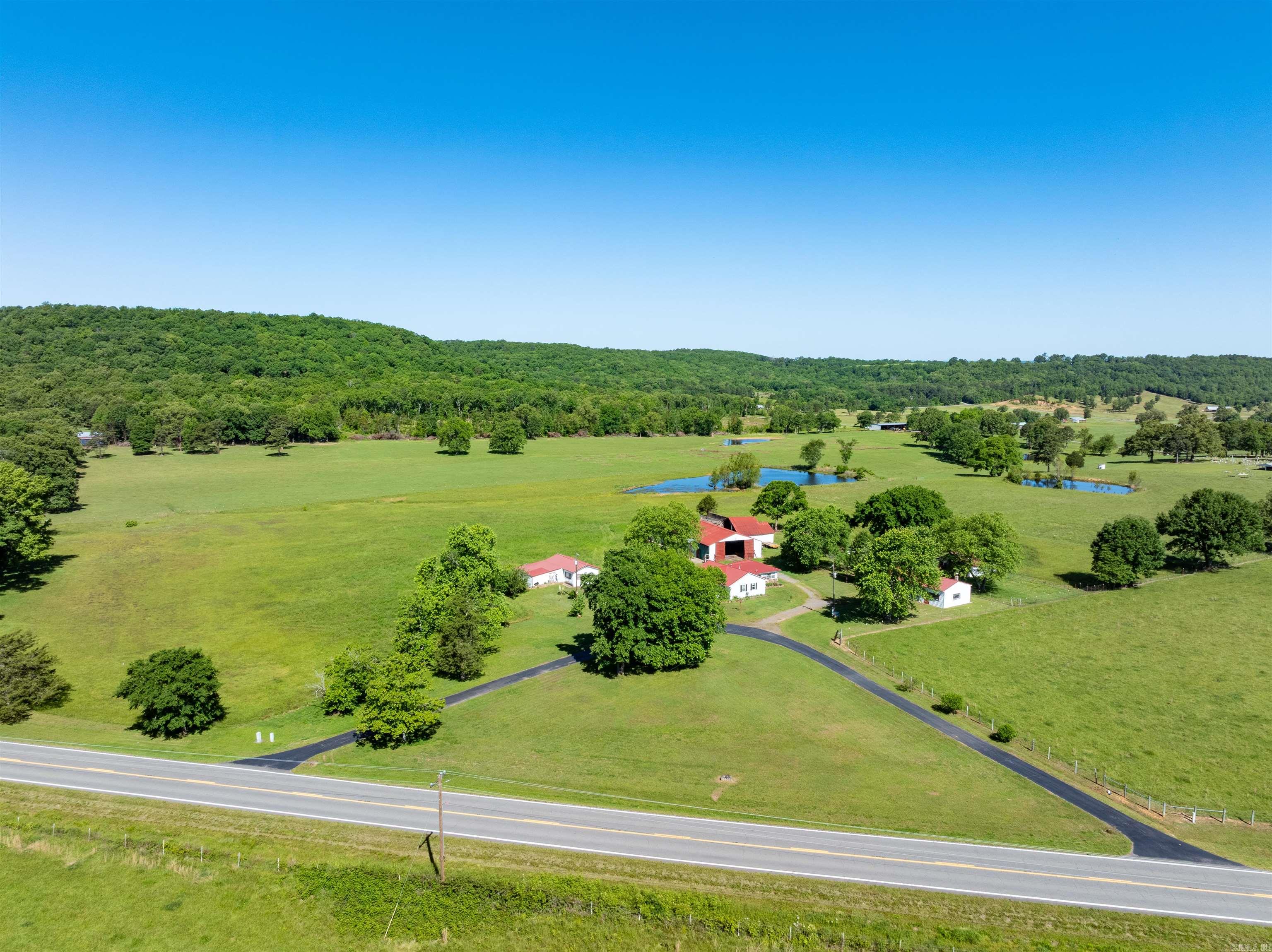 6637 Highway 9 Property Photo 6