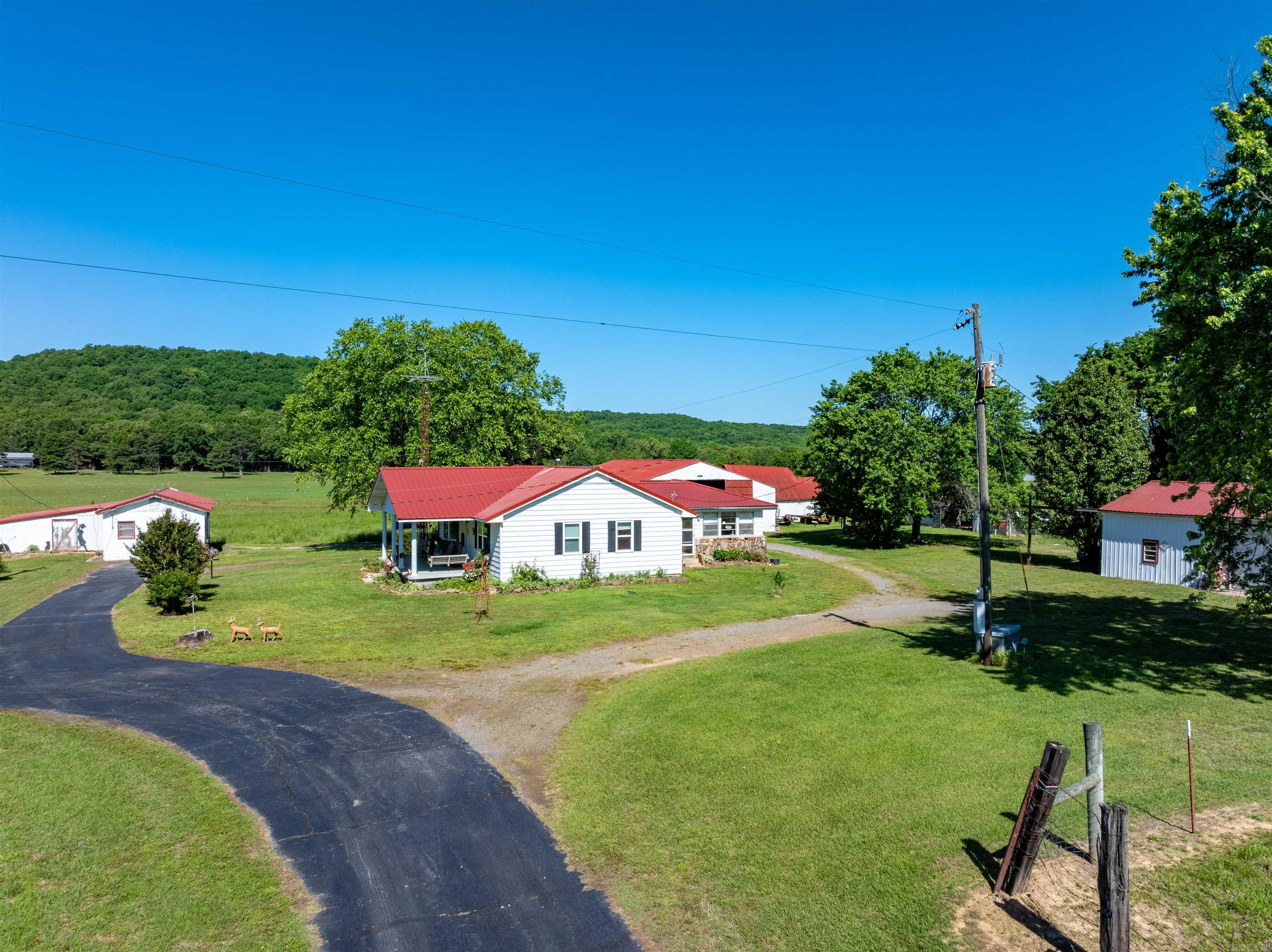 6637 Highway 9 Property Photo 8
