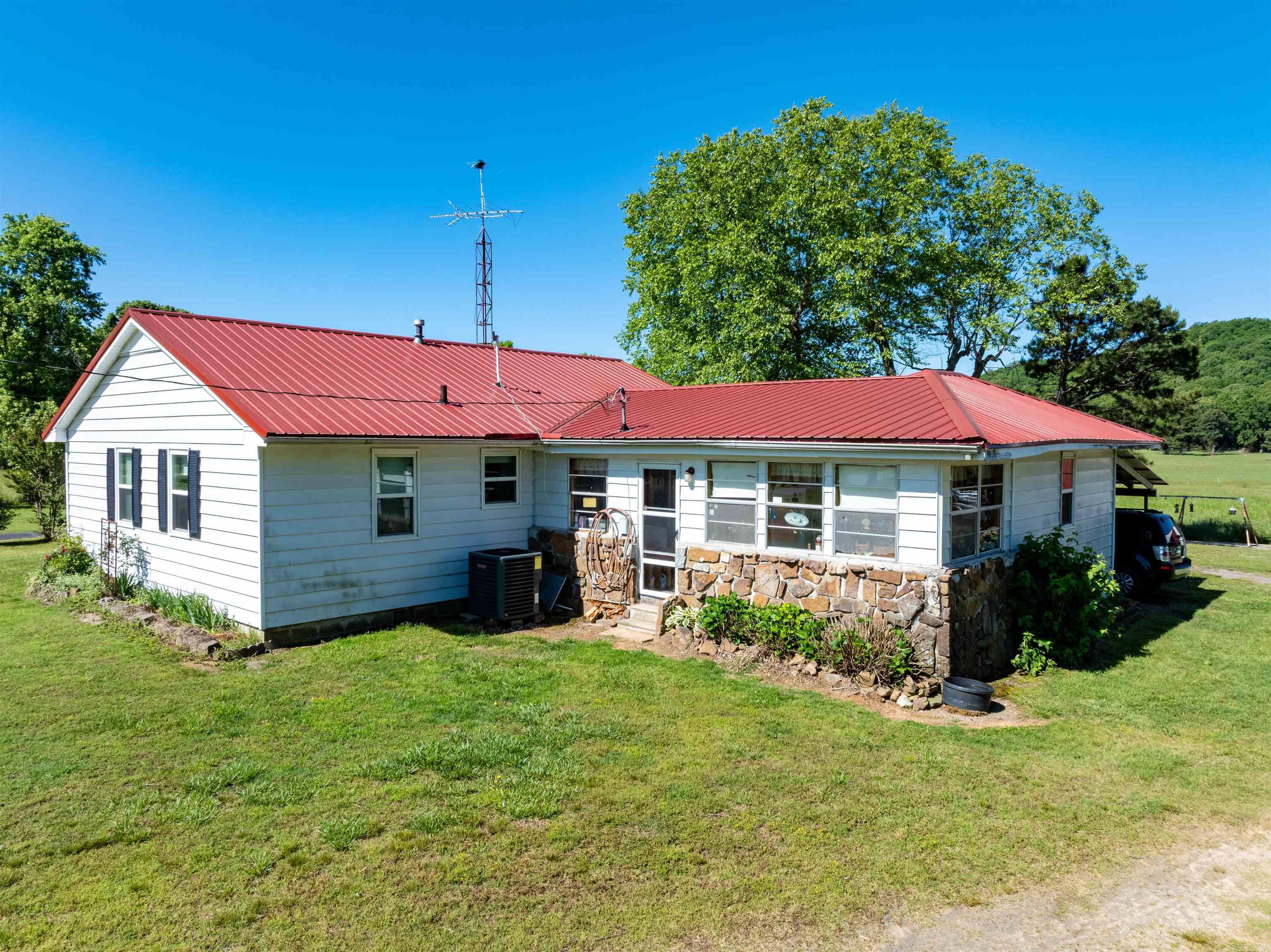 6637 Highway 9 Property Photo 12