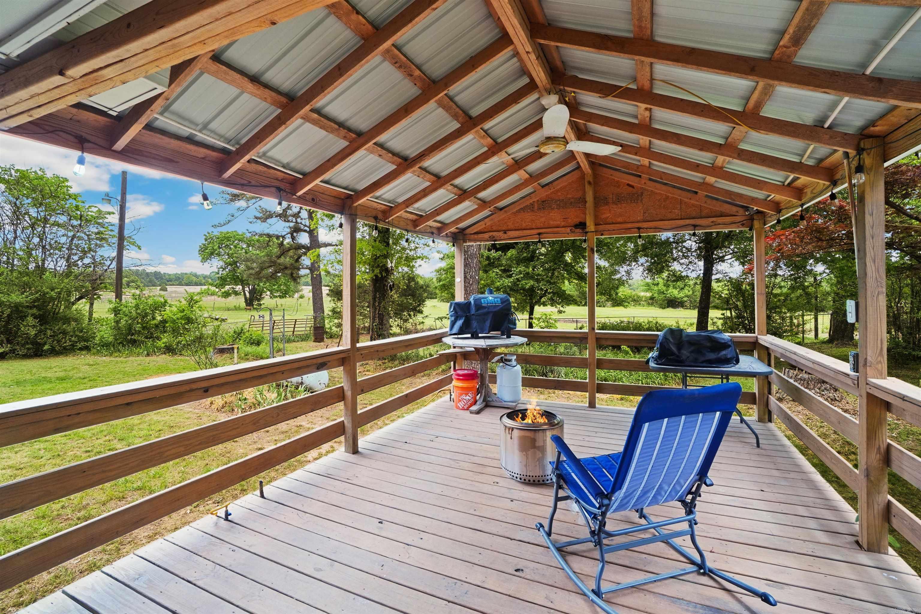 1402 36 Highway Property Photo 12