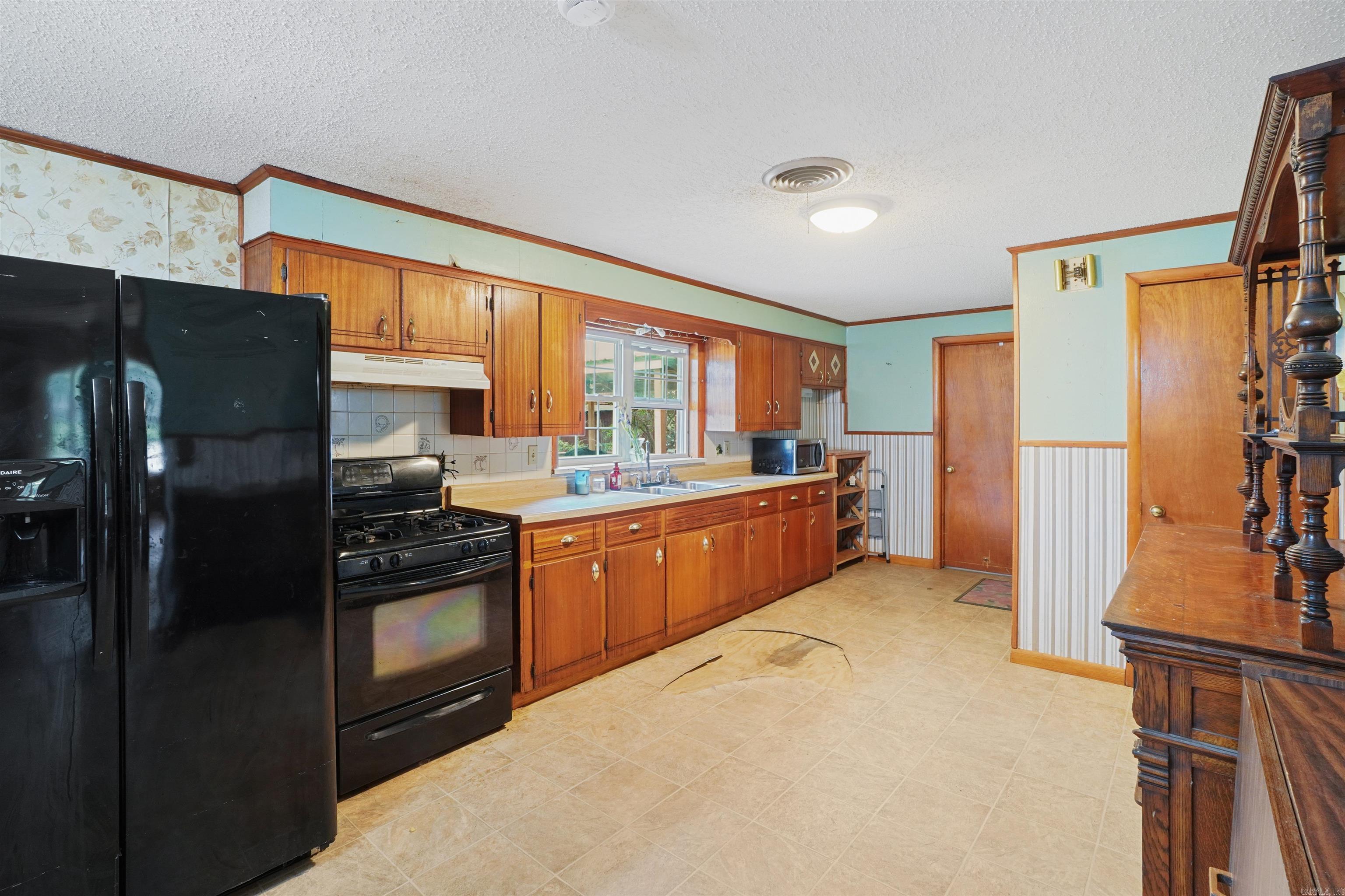 1402 36 Highway Property Photo 14