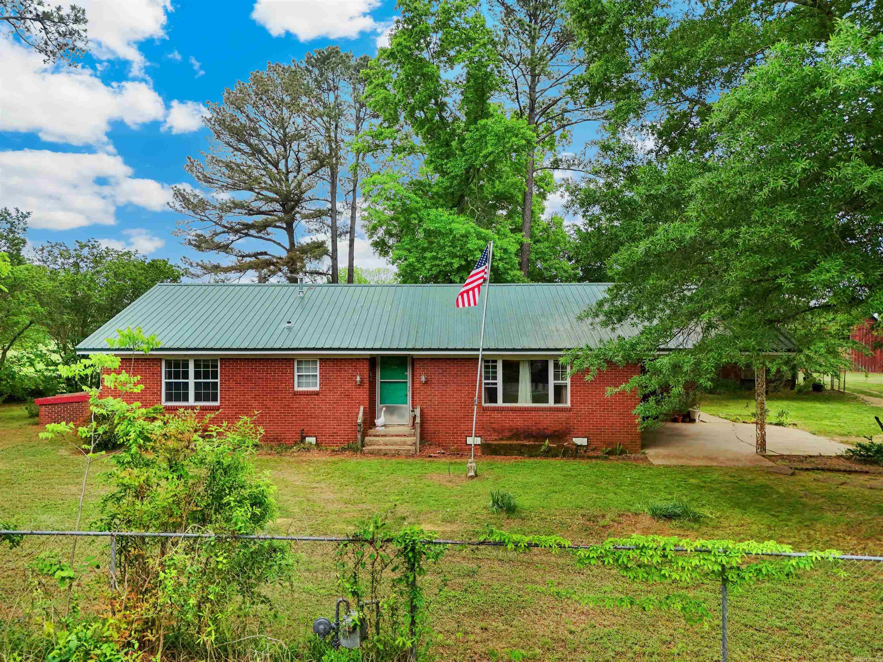 1402 36 Highway Property Photo 23