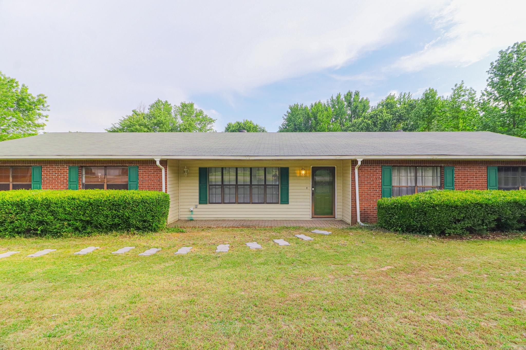 404 County Road 723 Property Photo 1
