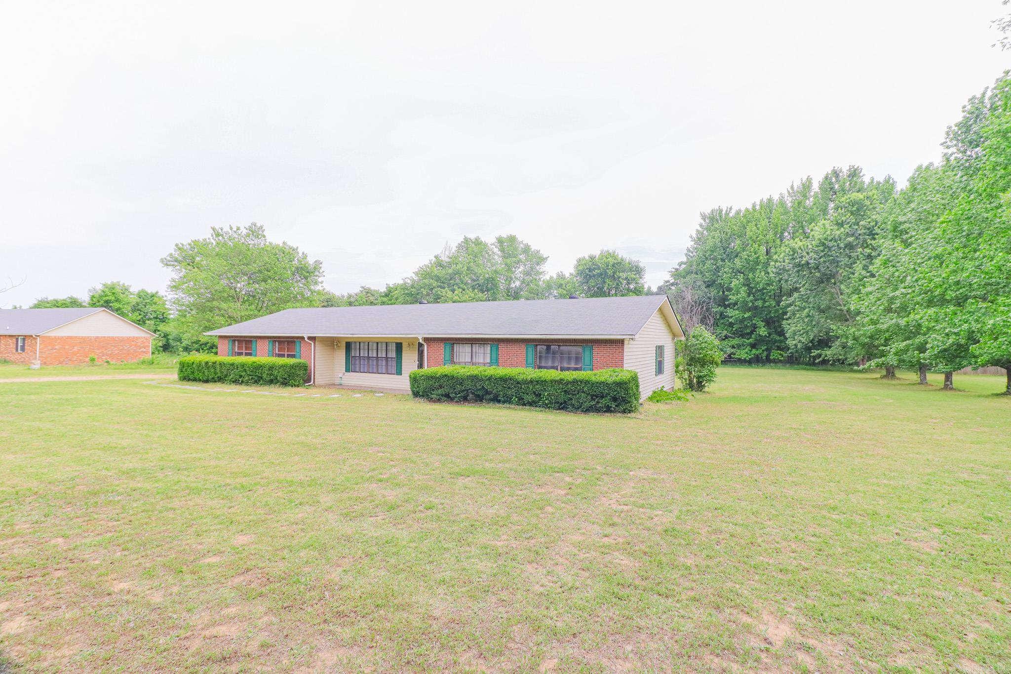 404 County Road 723 Property Photo 34