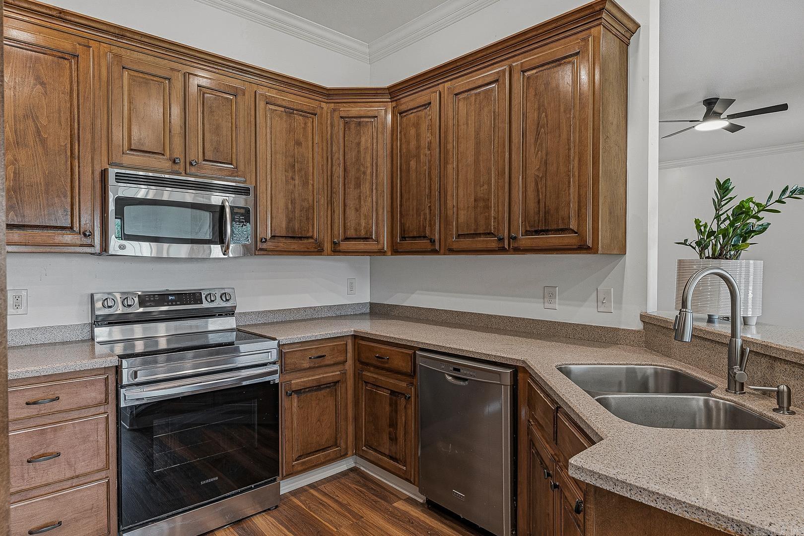 6228 Merrell Drive Property Photo 12