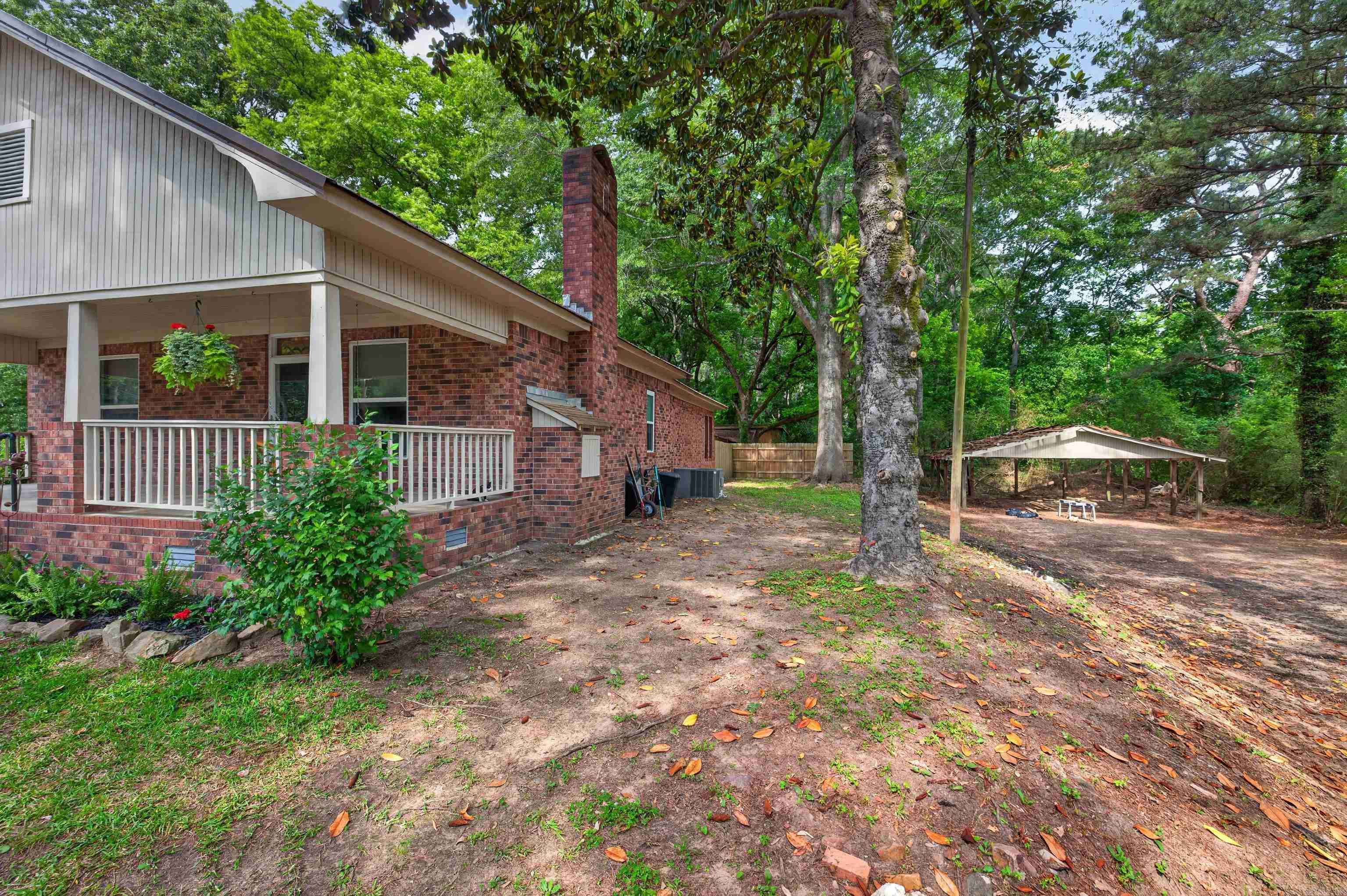 527 S 14th Street Property Photo 5