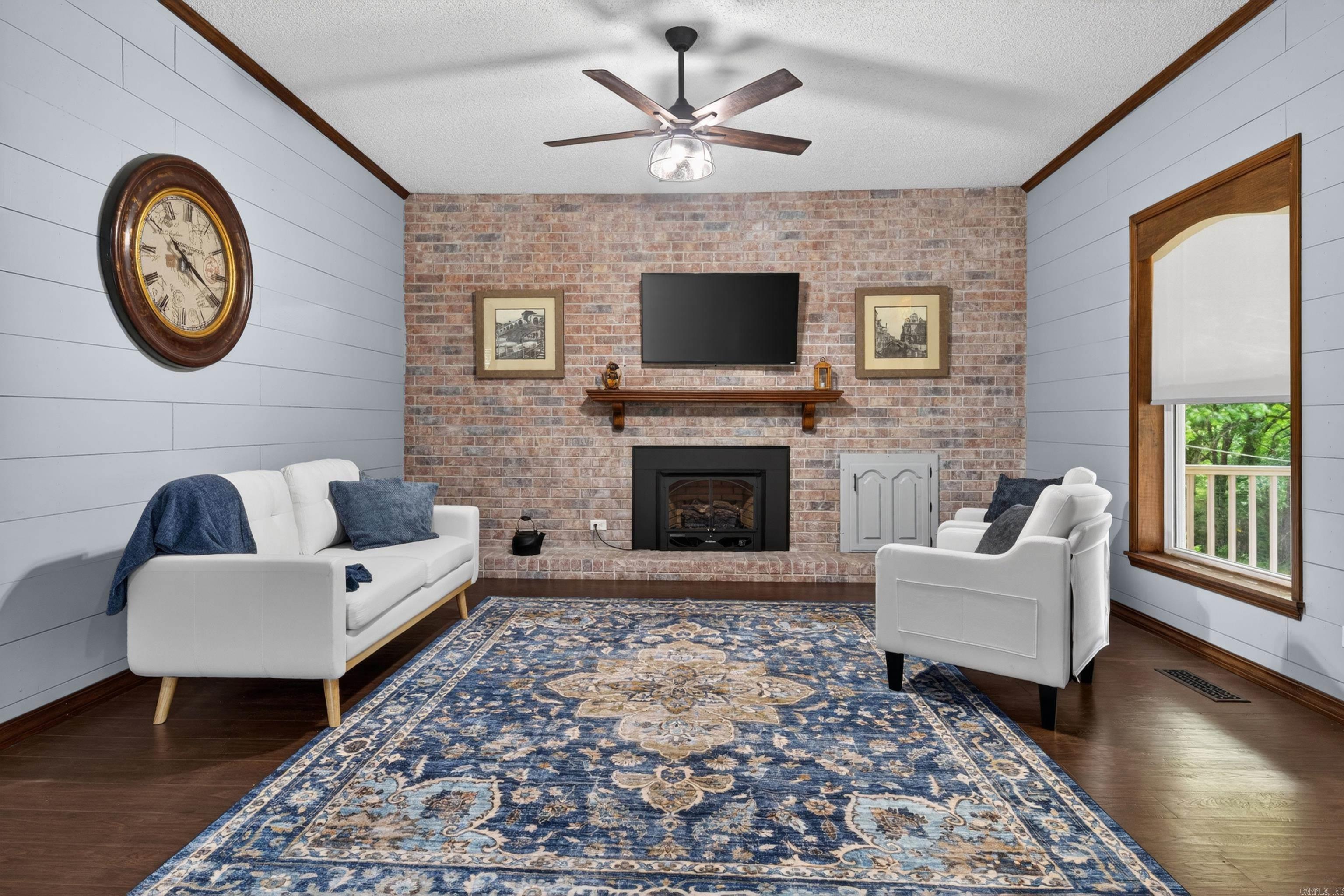 527 S 14th Street Property Photo 10