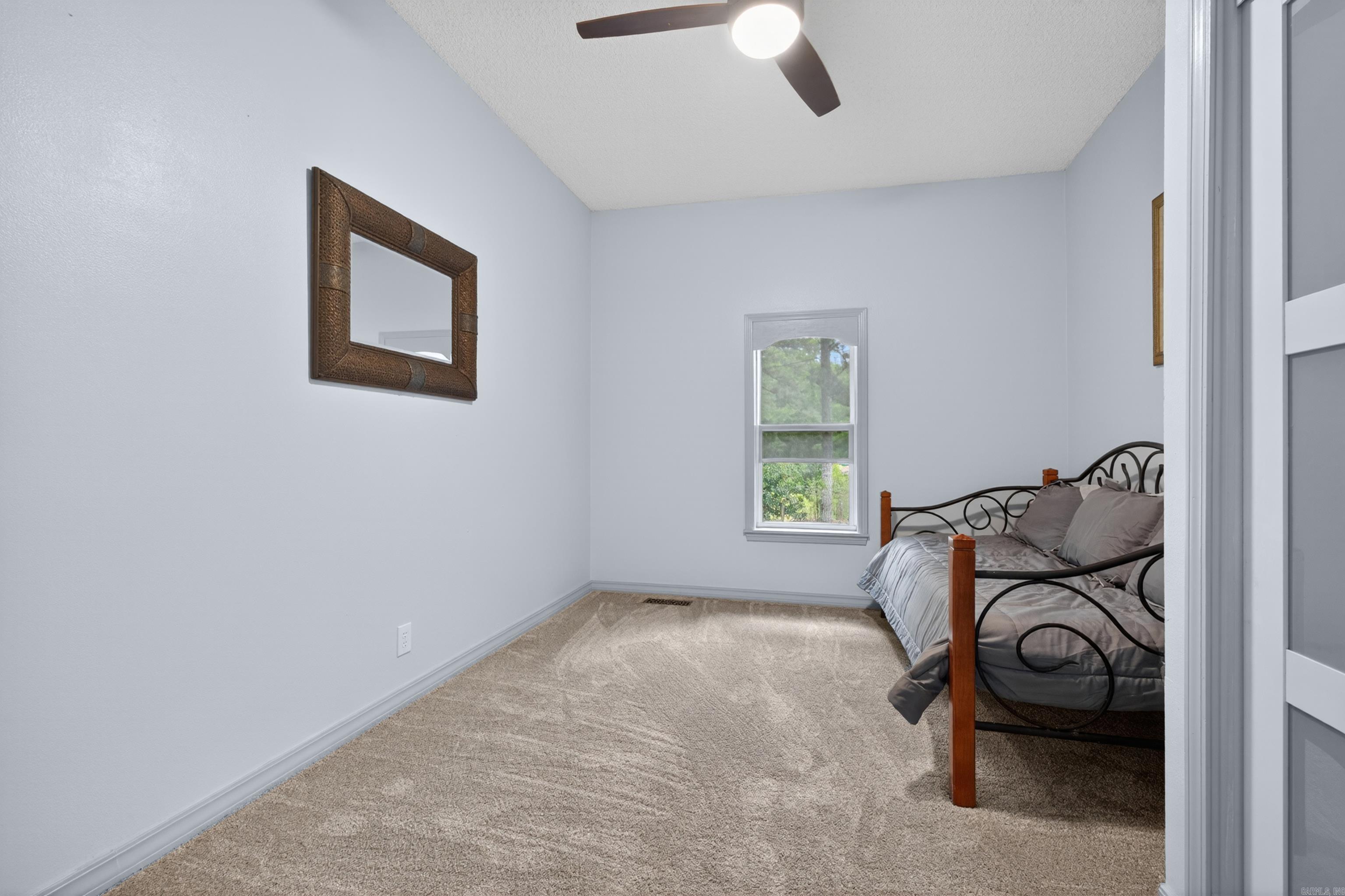 527 S 14th Street Property Photo 19