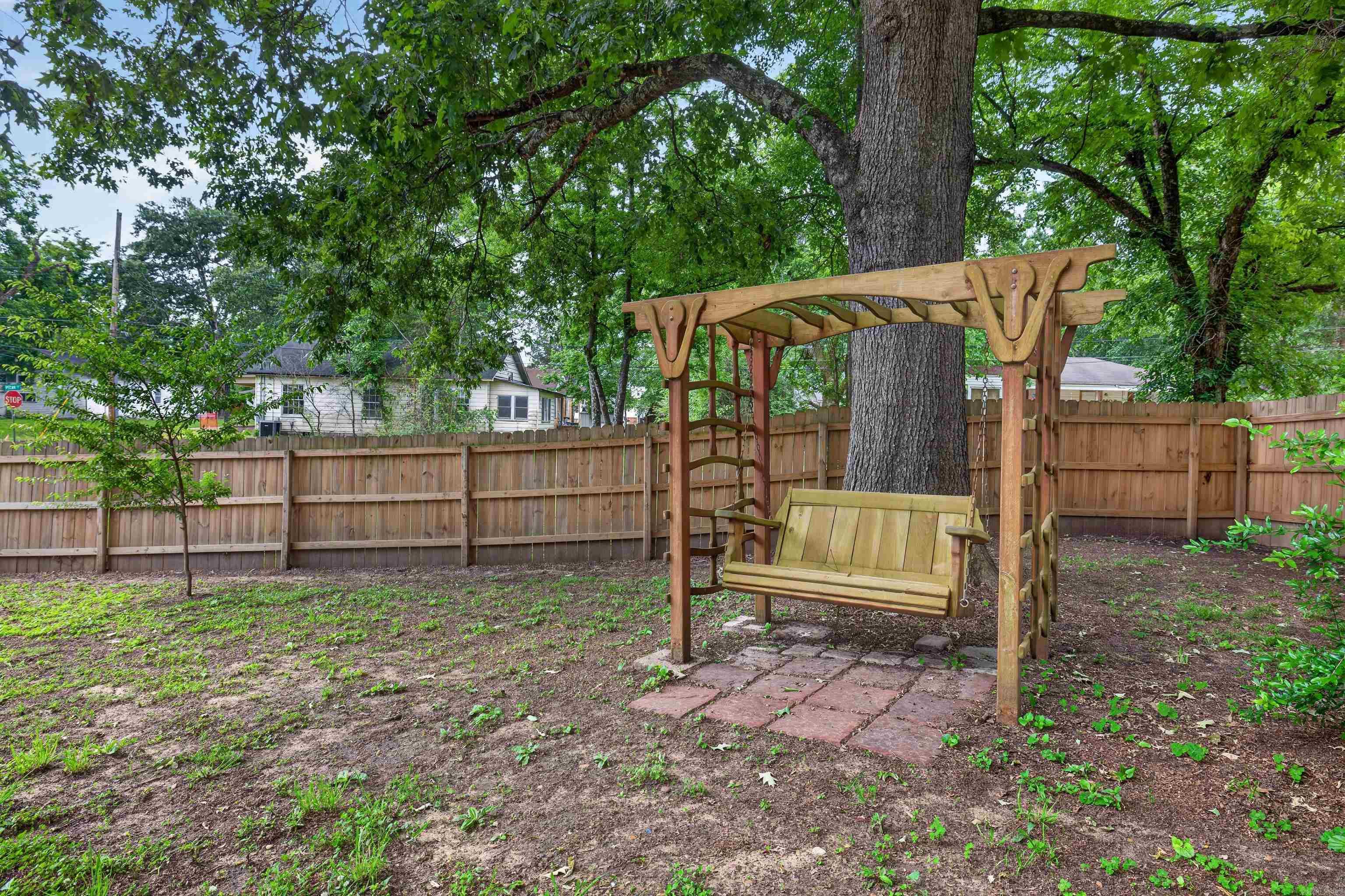 527 S 14th Street Property Photo 40