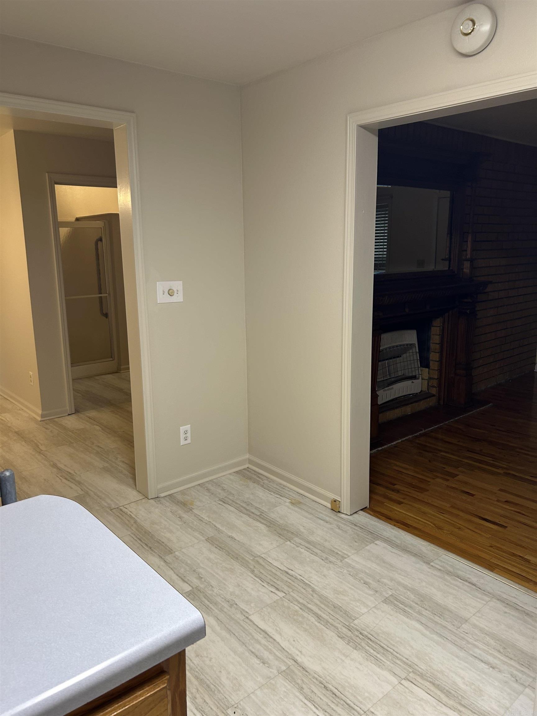 409 S Greenville Property Photo 10
