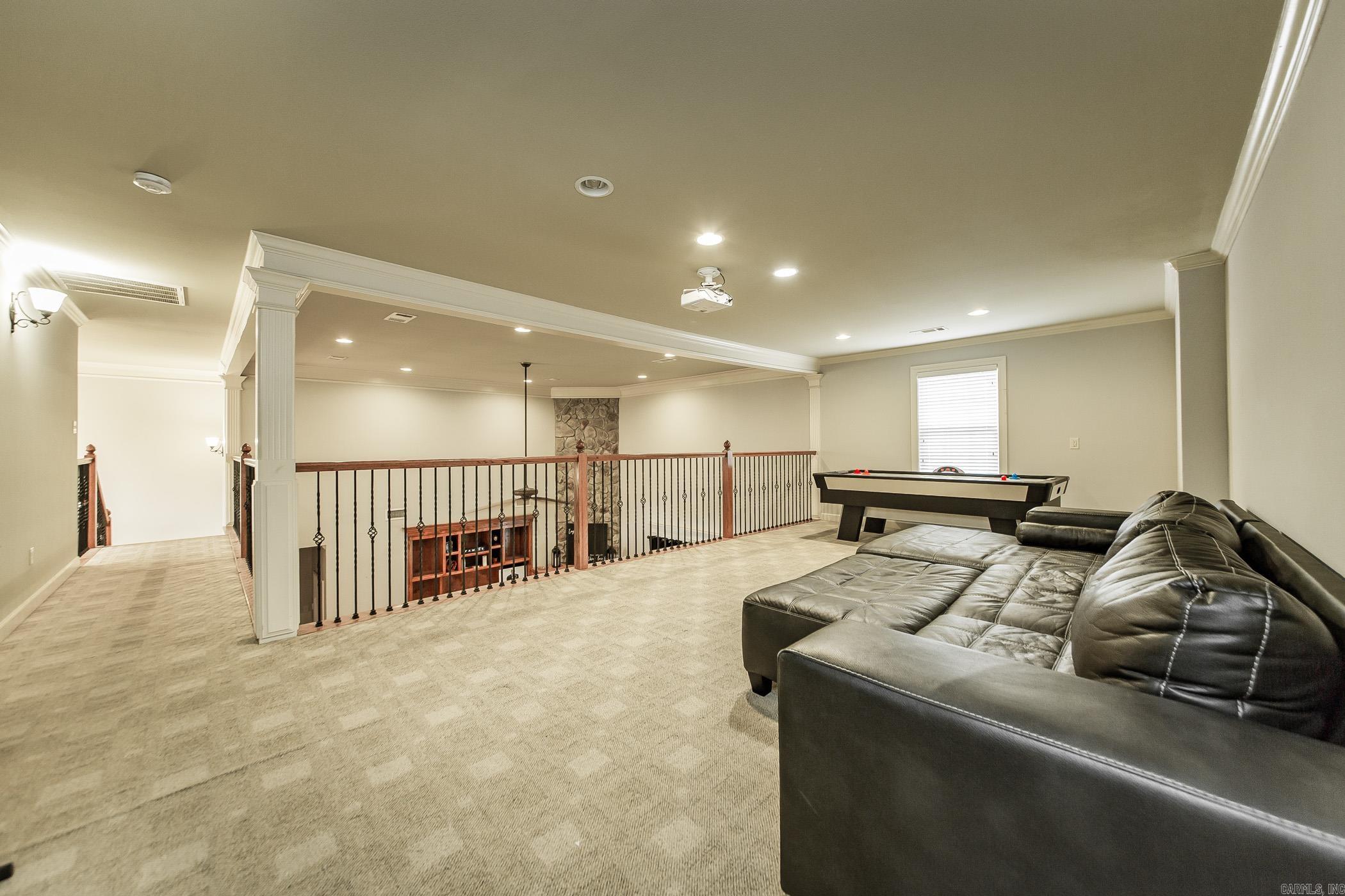1916 Oakbrook Drive Property Photo 18