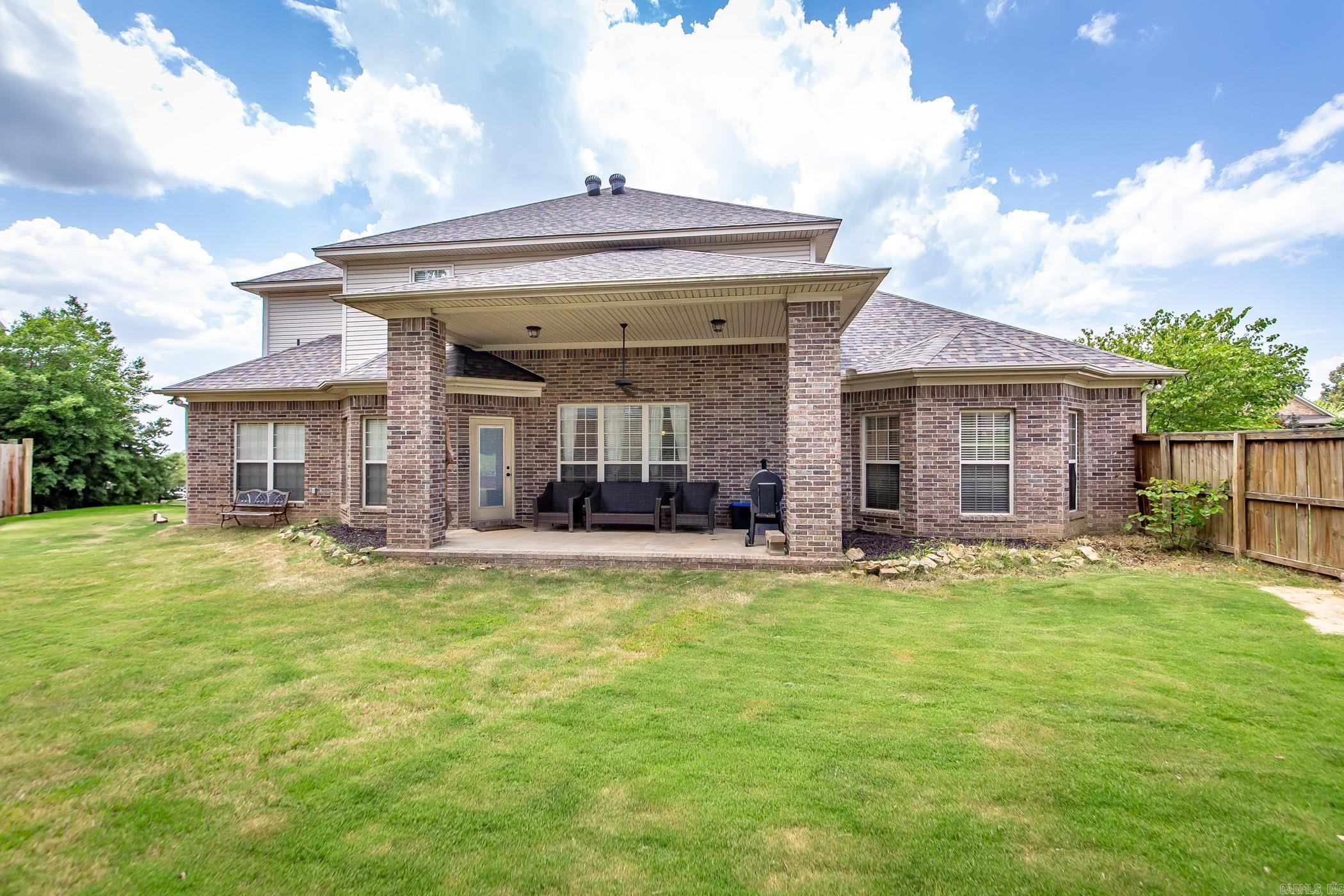 1916 Oakbrook Drive Property Photo 25