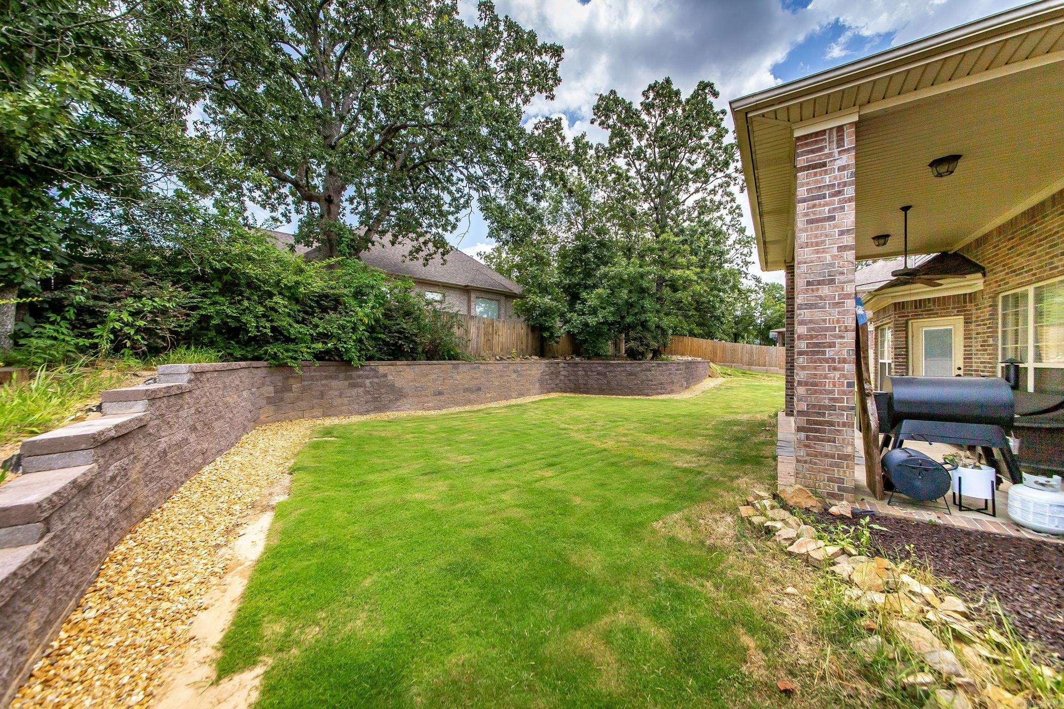 1916 Oakbrook Drive Property Photo 27