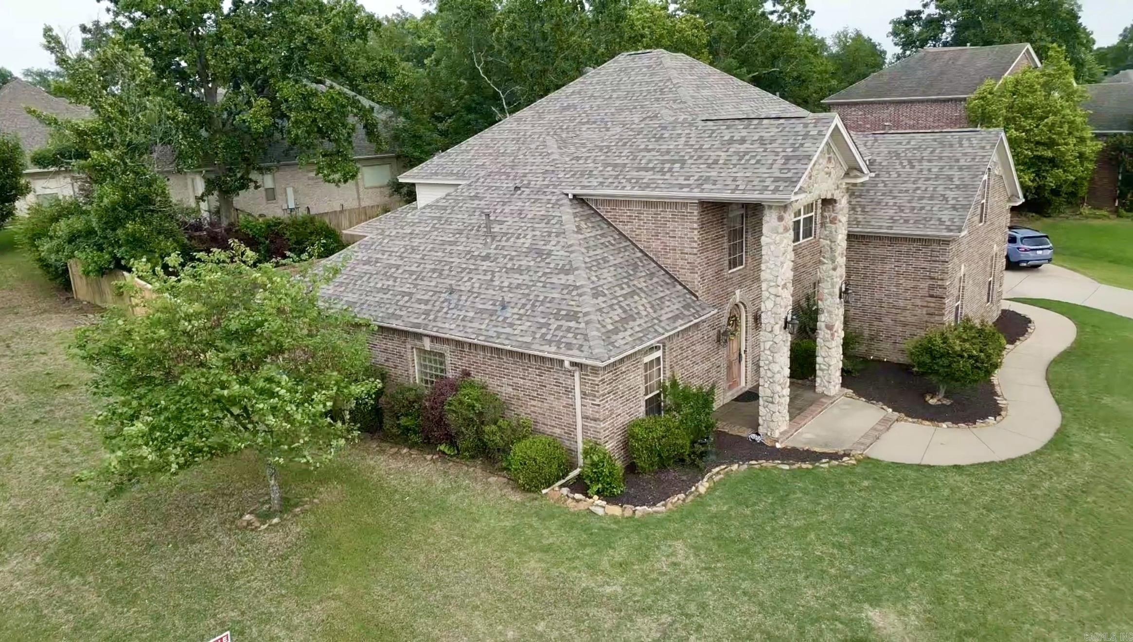 1916 Oakbrook Drive Property Photo 30