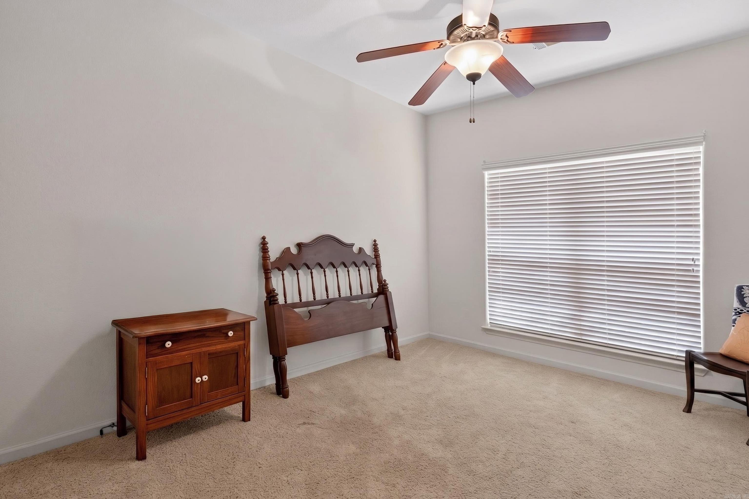 114 Sand Pebble Property Photo 27