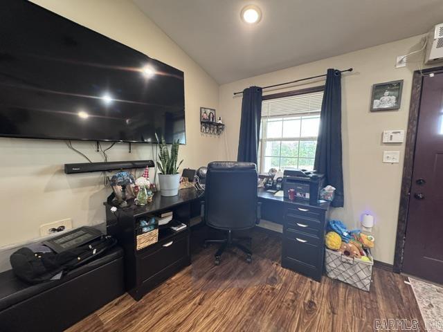 711 E Red Barn Road Property Photo 15