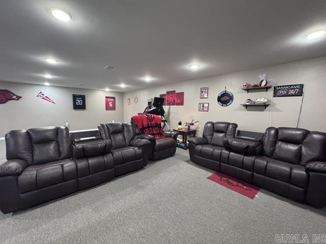 711 E Red Barn Road Property Photo 17