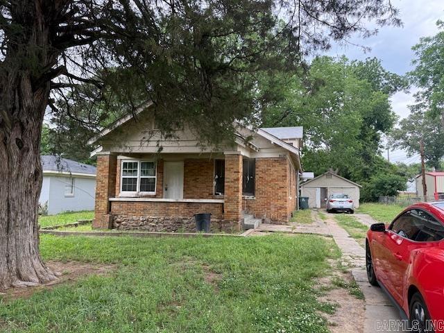 2315 Brown Street Property Photo 2