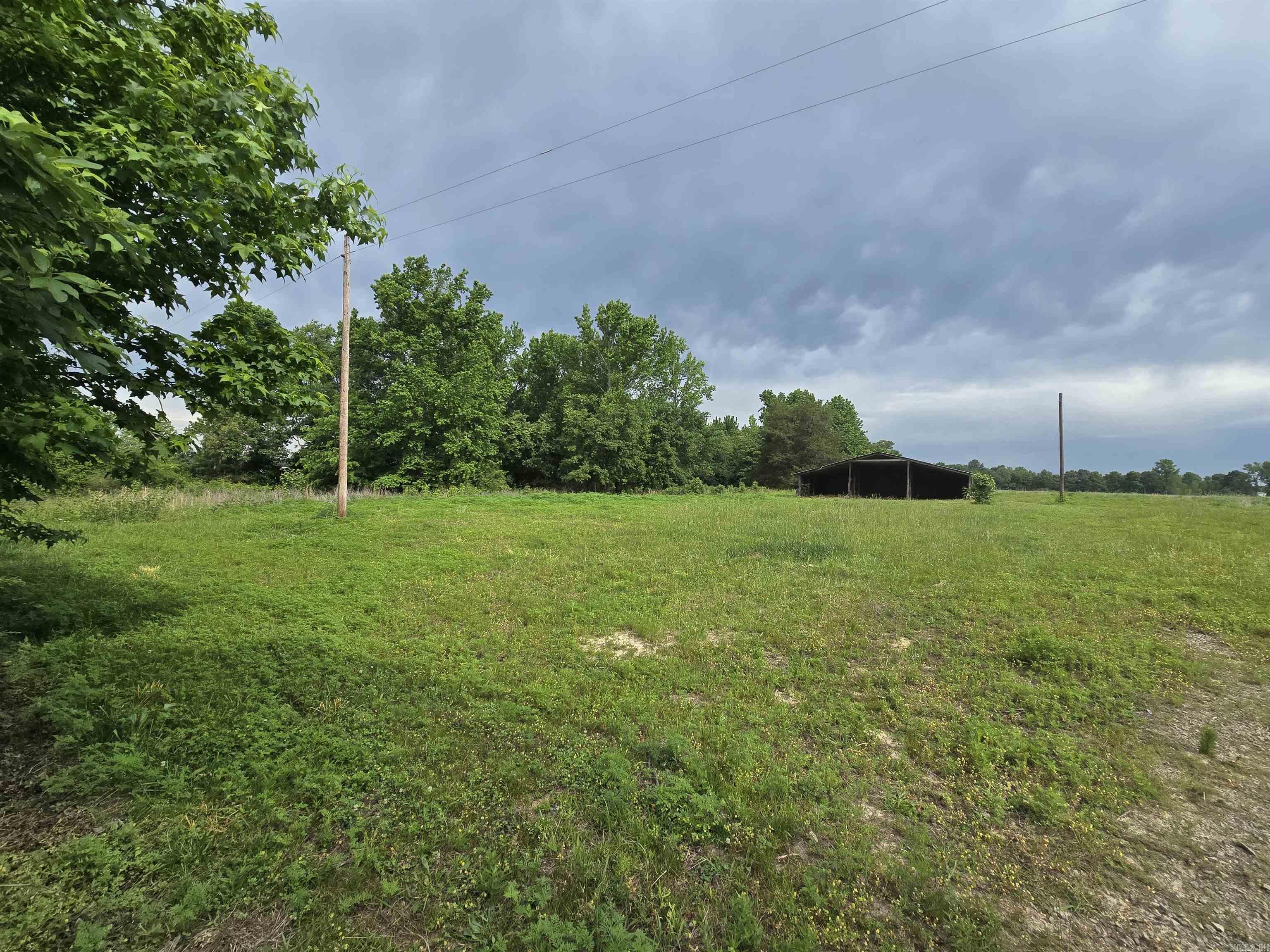 1425 Lone Star Road Property Photo 2