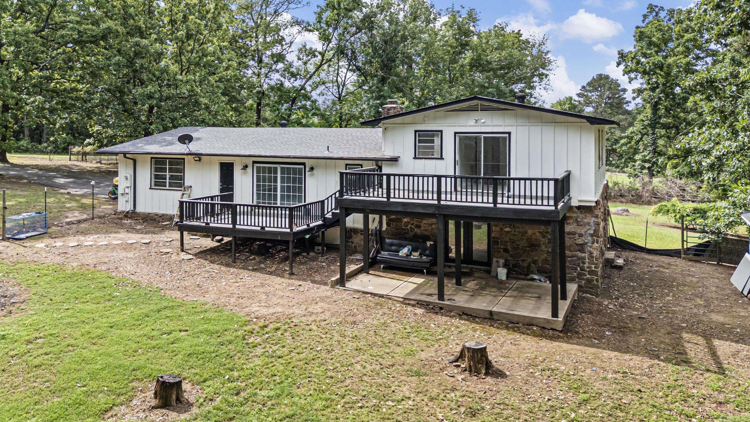 1878 Paradise Acres Road Property Photo 1