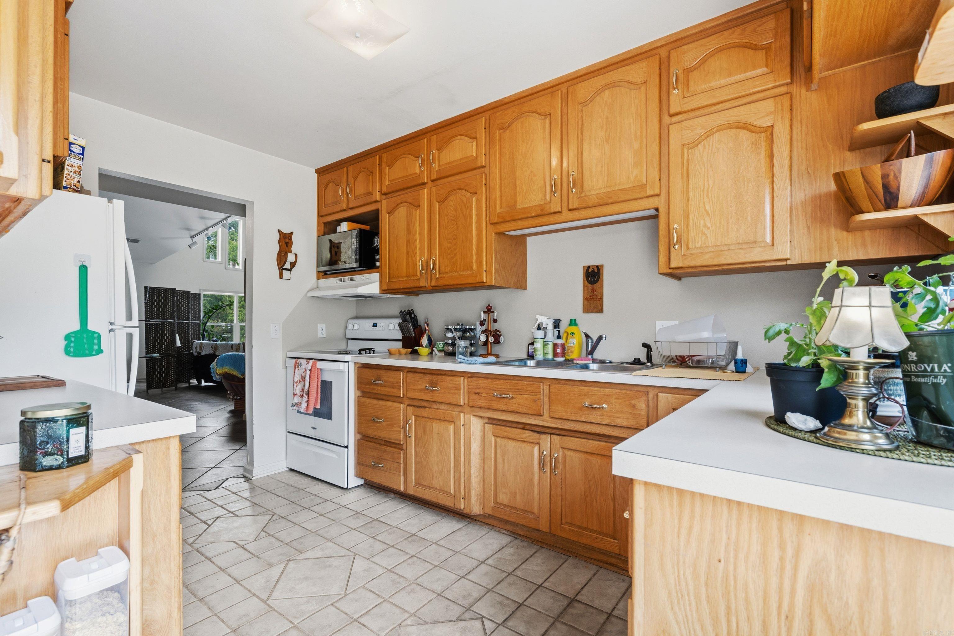 122 Havelock Place Property Photo 11